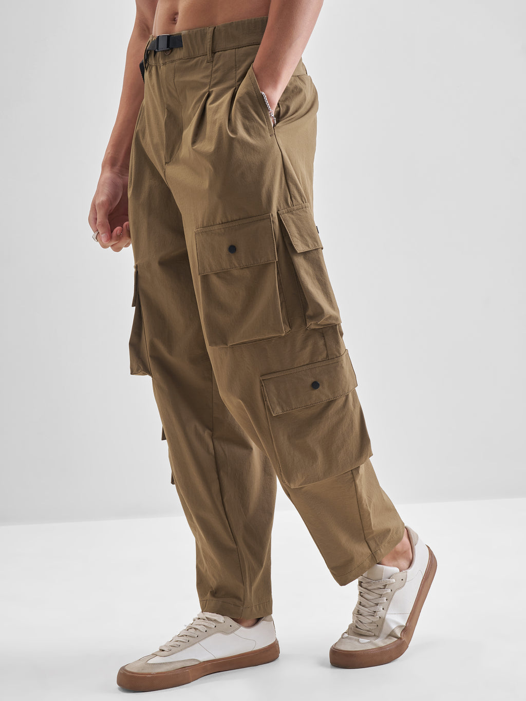 Highlander Men Brown Loose Fit Solid Cargos - Brown - Image 4