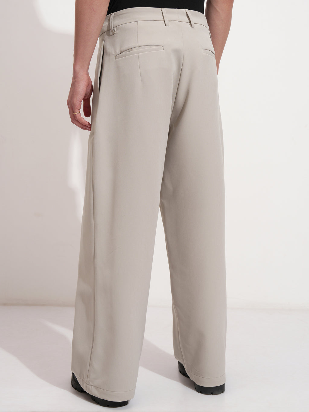 Highlander Men Grey Samurai Fit Solid Formal Trouser - Grey - Image 3