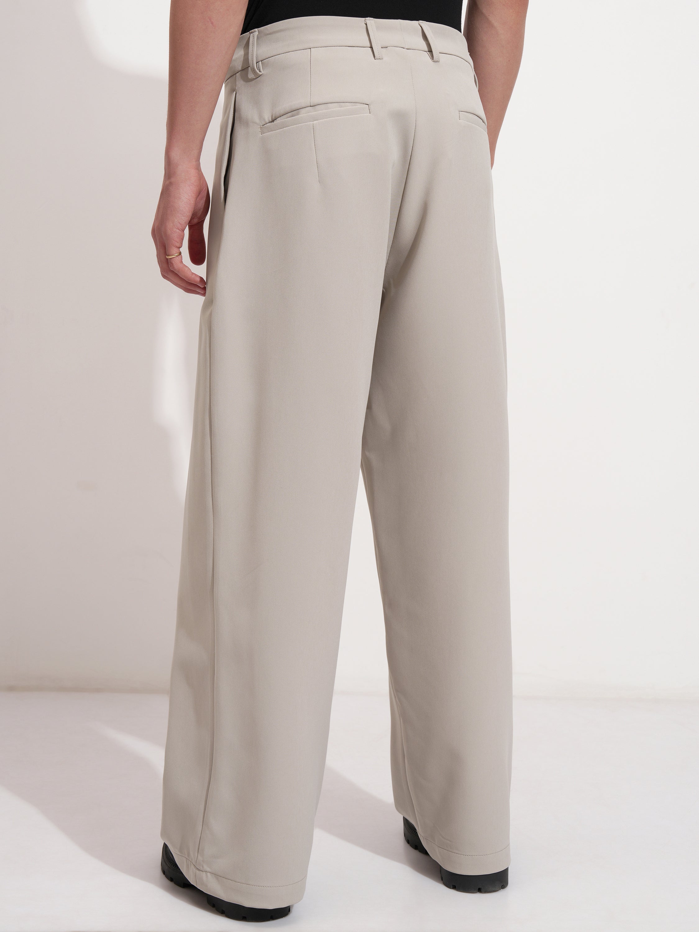 Highlander Men Grey Samurai Fit Solid Formal Trouser - Grey - Image 3