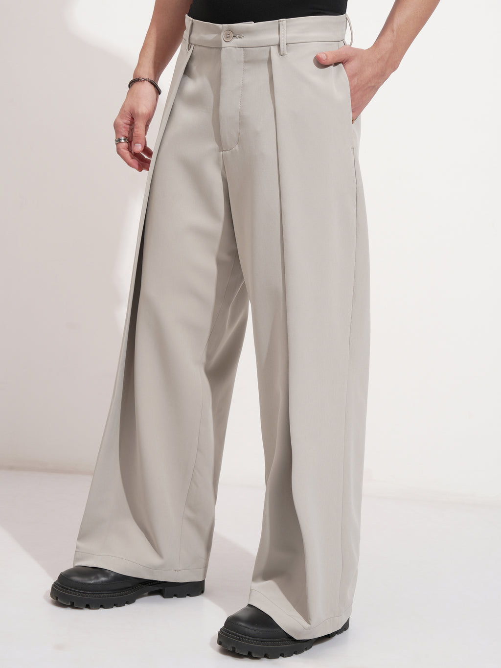 Highlander Men Grey Samurai Fit Solid Formal Trouser - Grey - Image 4