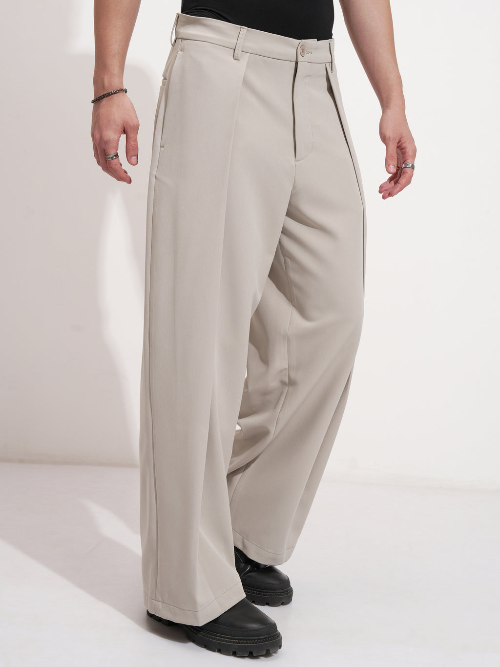 Highlander Men Grey Samurai Fit Solid Formal Trouser - Grey - Image 6