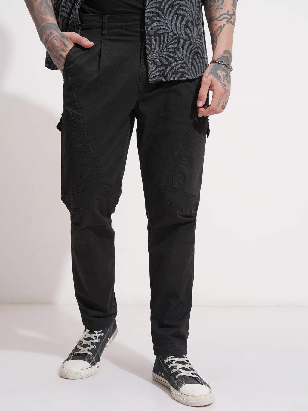 Highlander Men Black Regular Fit Solid Cargo - Black - Image 1