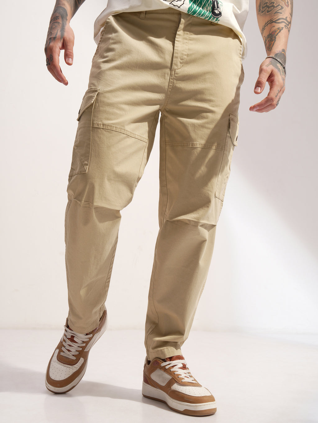 Highlander Men Brown Baggy Solid Cargo - Brown - Image 1