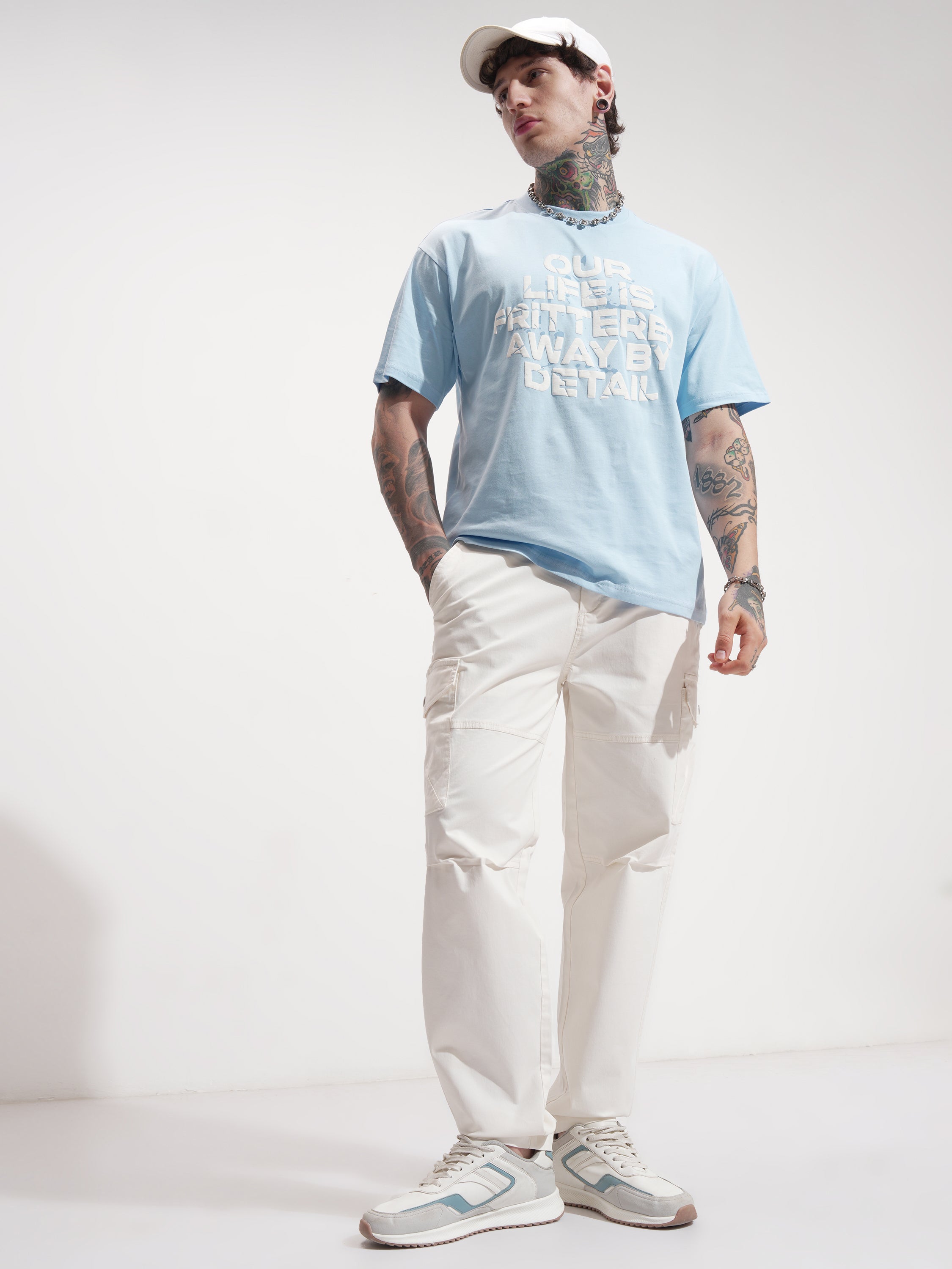 Highlander Men White Relaxed Fit Solid Cargo - White - Image 2