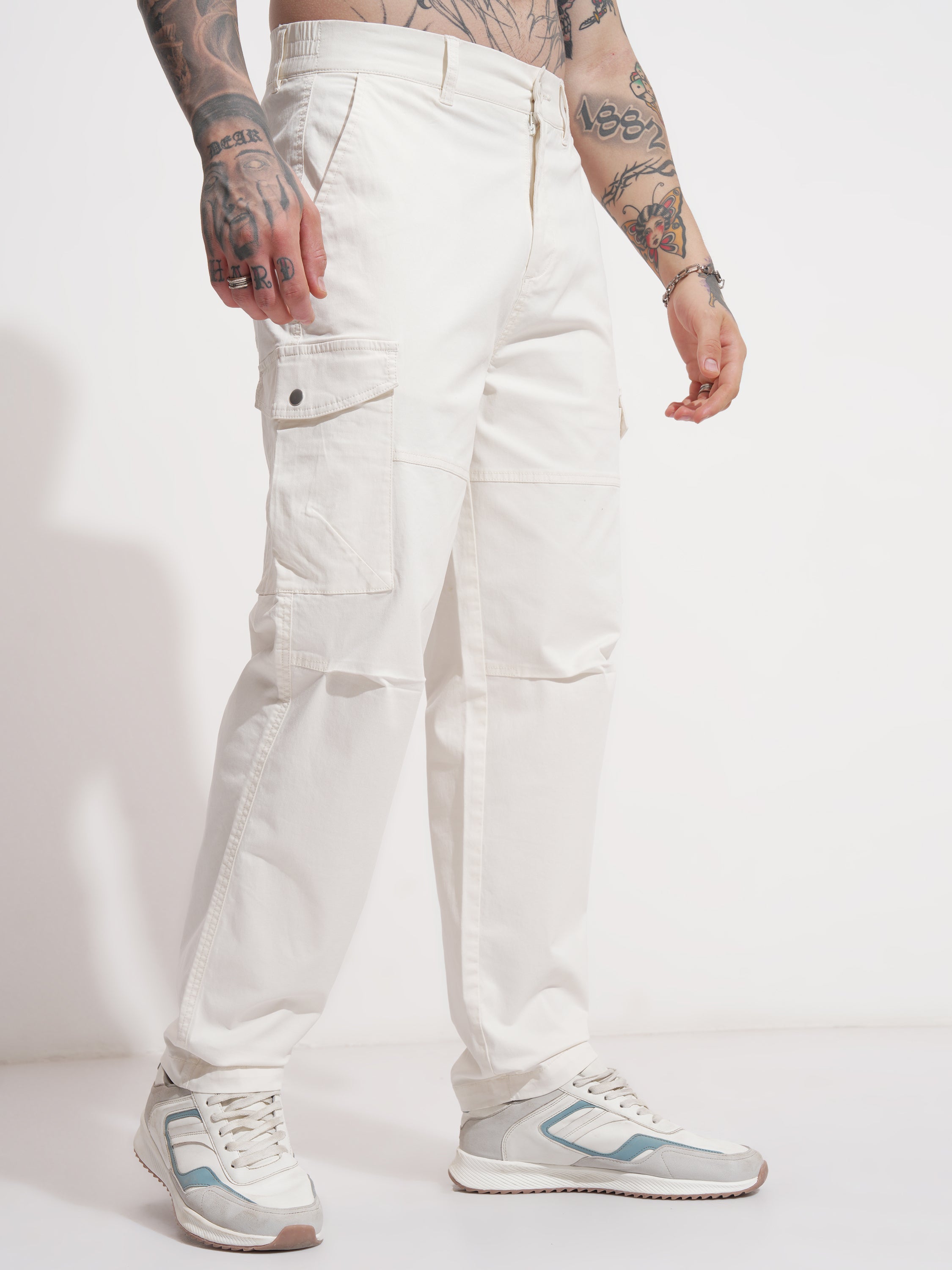 Highlander Men White Relaxed Fit Solid Cargo - White - Image 6