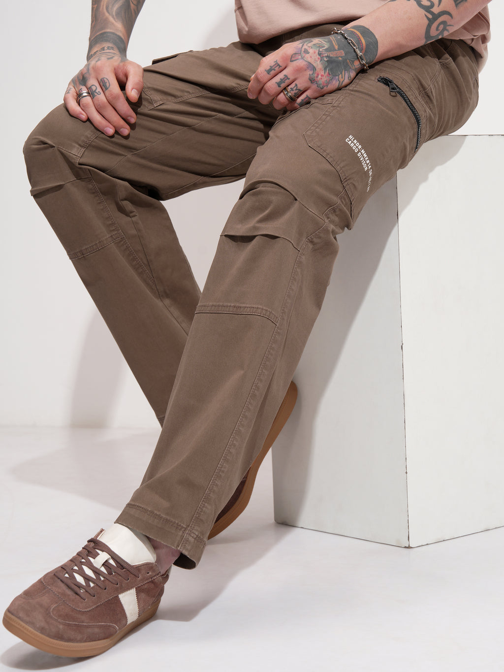 Highlander Men Brown Relaxed Fit Solid Cargo - Brown - Image 1