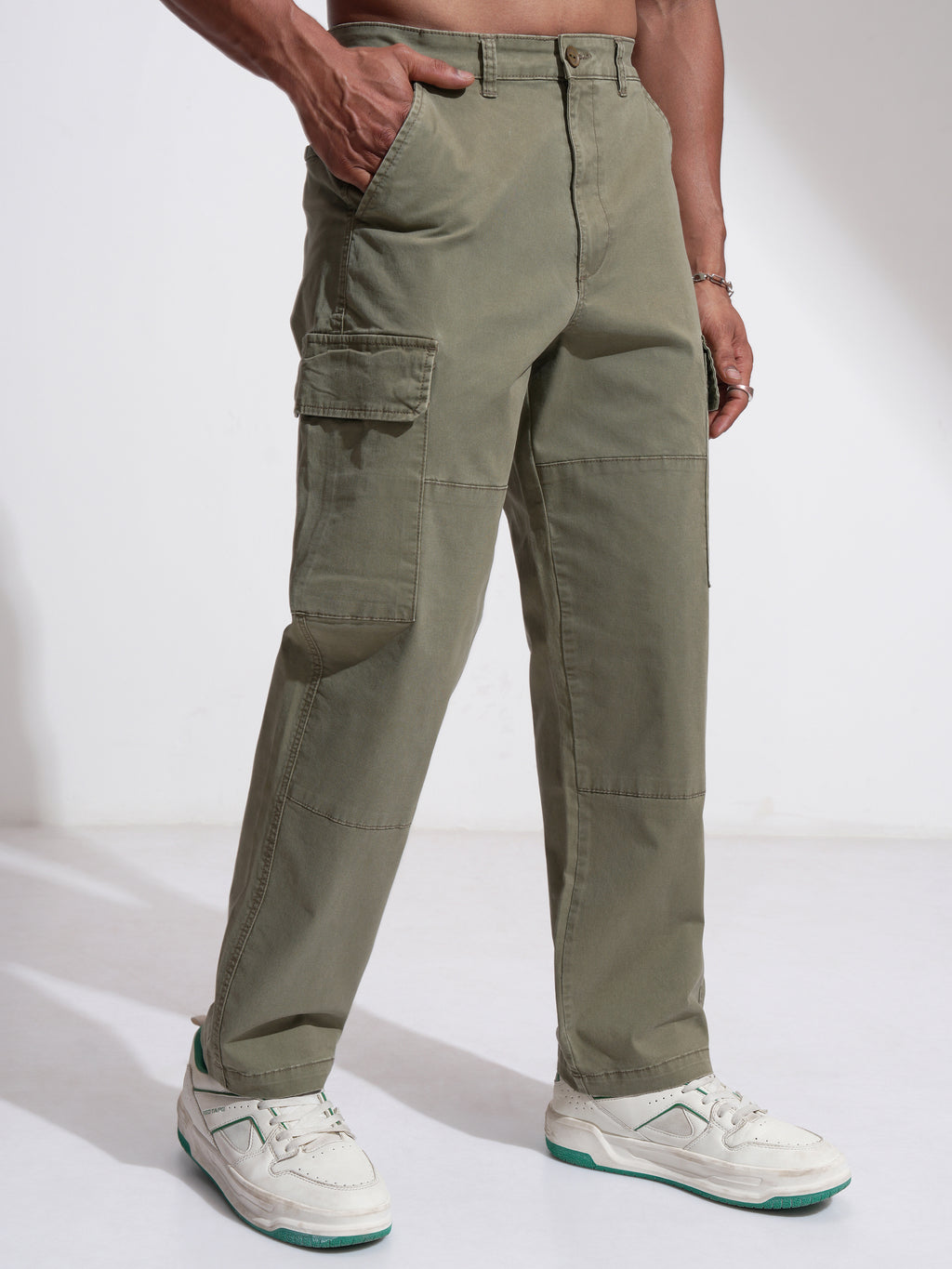 Highlander Men Olive Relaxed Fit Solid Cargo - Olive - Image 6