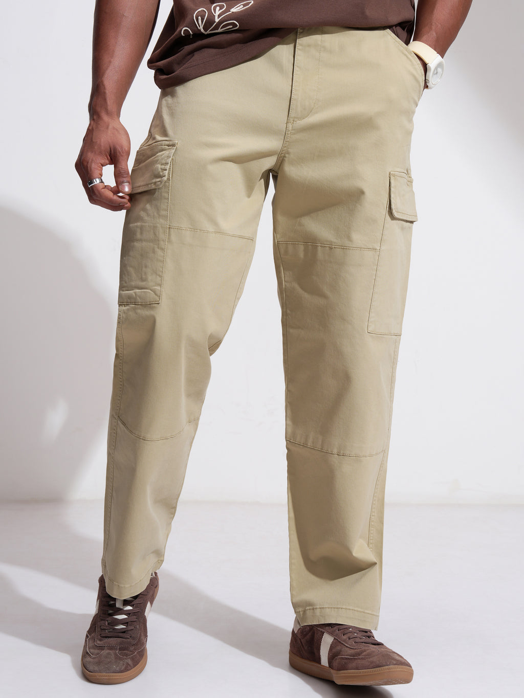 Highlander Men Beige Relaxed Fit Solid Cargo - Beige - Image 1