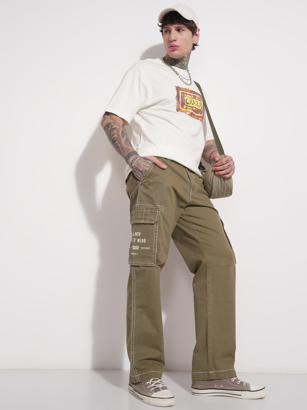Highlander Men Brown Relaxed Fit Solid Cargo - Brown - Image 2