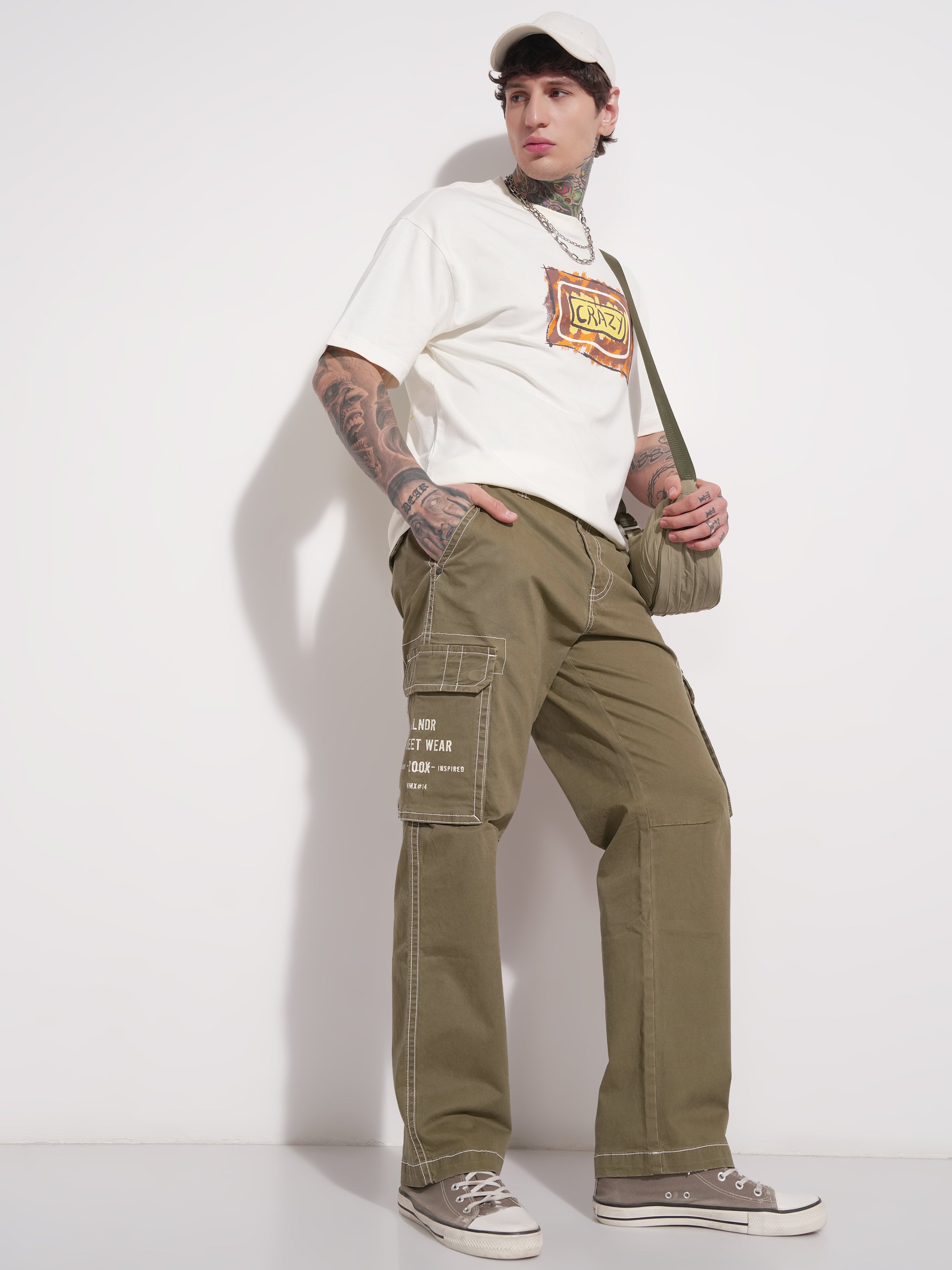 Highlander Men Brown Relaxed Fit Solid Cargo - Brown - Image 2
