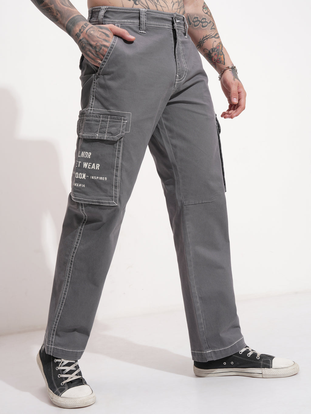 Highlander Men Grey Relaxed Fit Solid Cargo - Grey - Image 6