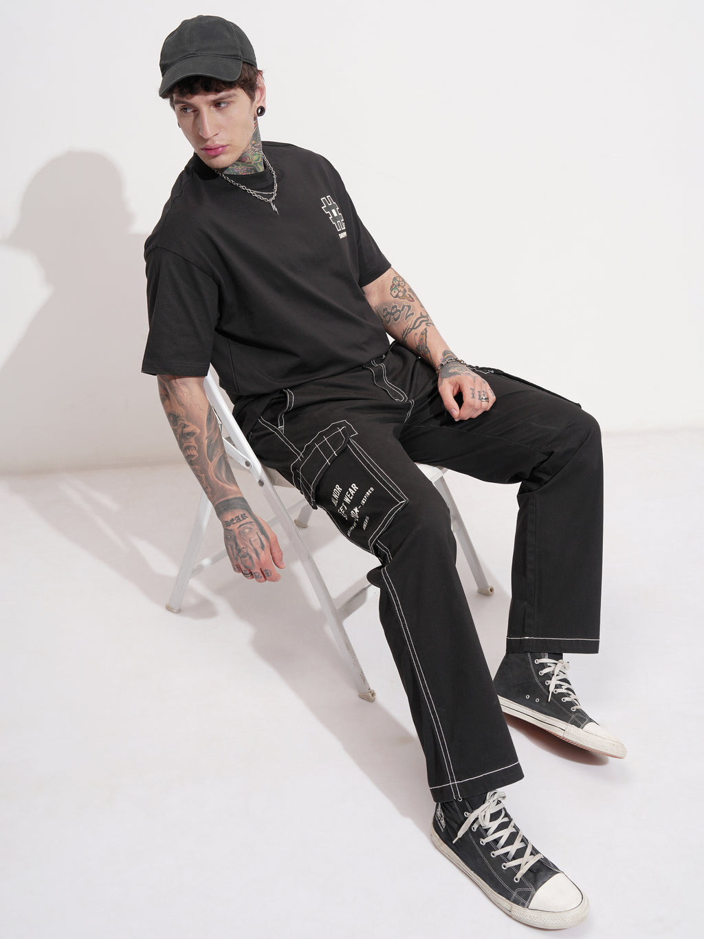 Highlander Men Black Regular Fit Solid Cargo - Black - Image 2