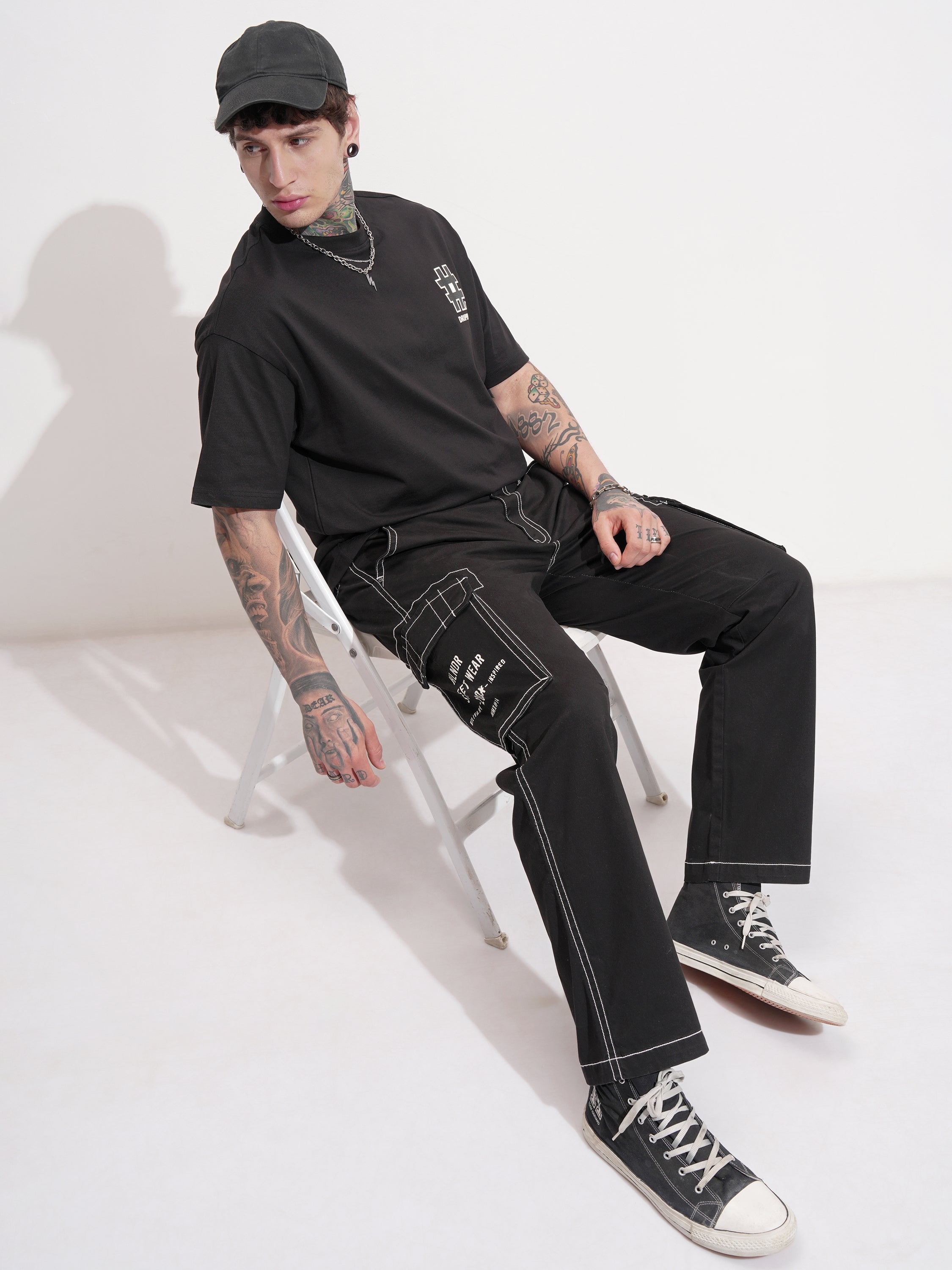 Highlander Men Black Regular Fit Solid Cargo - Black - Image 2