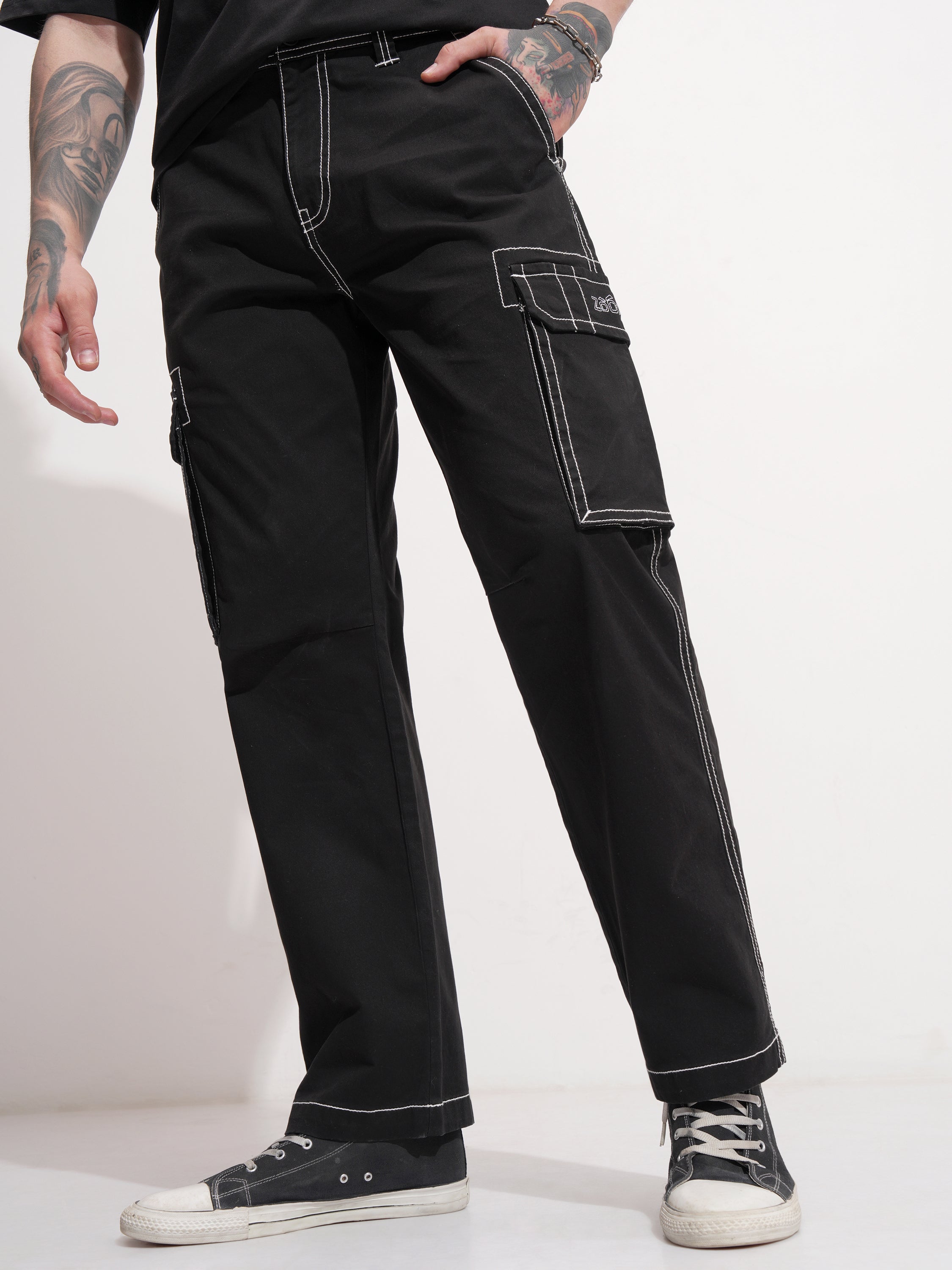 Highlander Men Black Regular Fit Solid Cargo - Black - Image 4