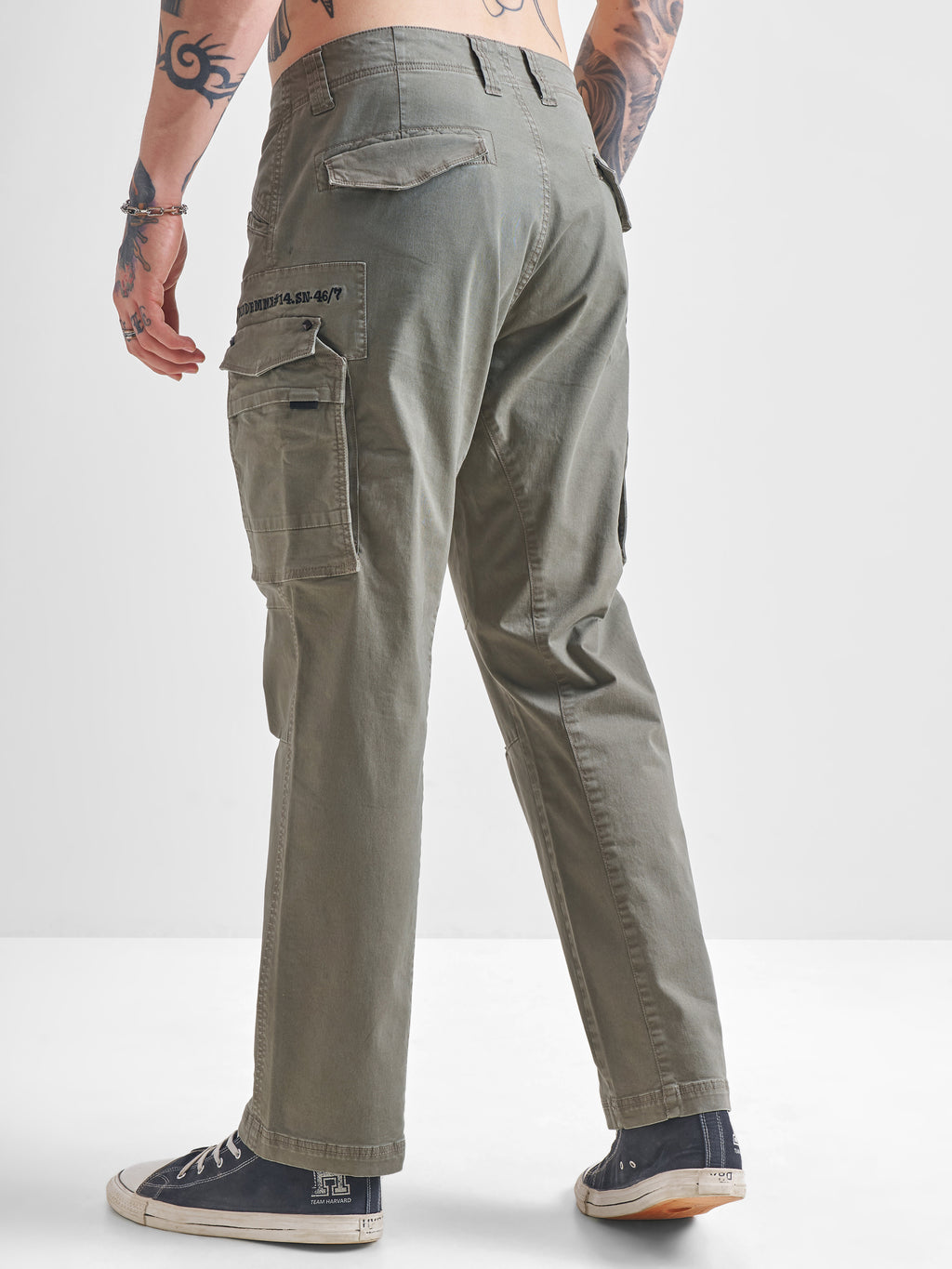 Highlander Men Olive Regular Fit Solid Cargos - Olive - Image 3