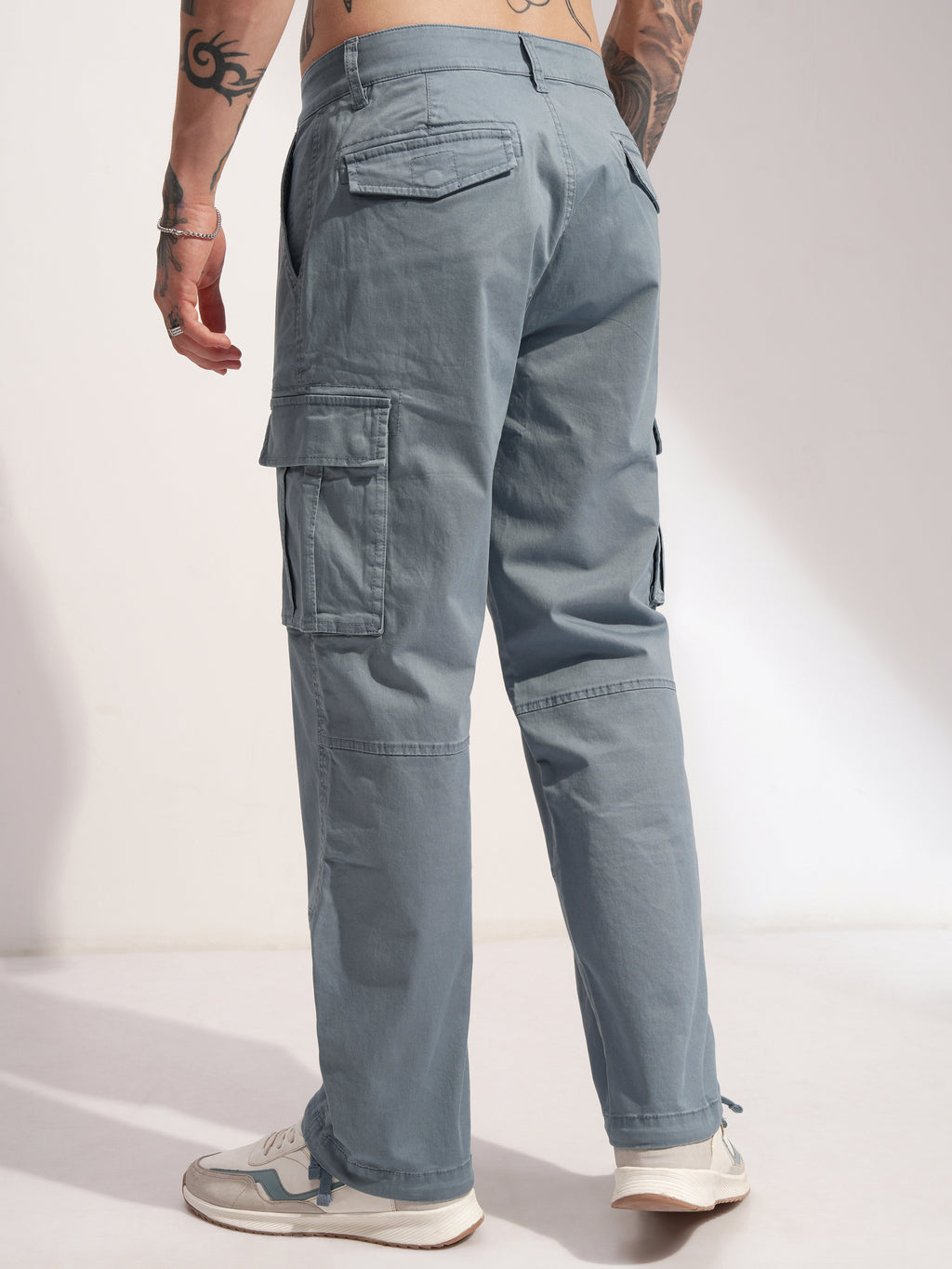 Highlander Men Grey Relaxed Fit Solid Cargo - Grey - Image 3