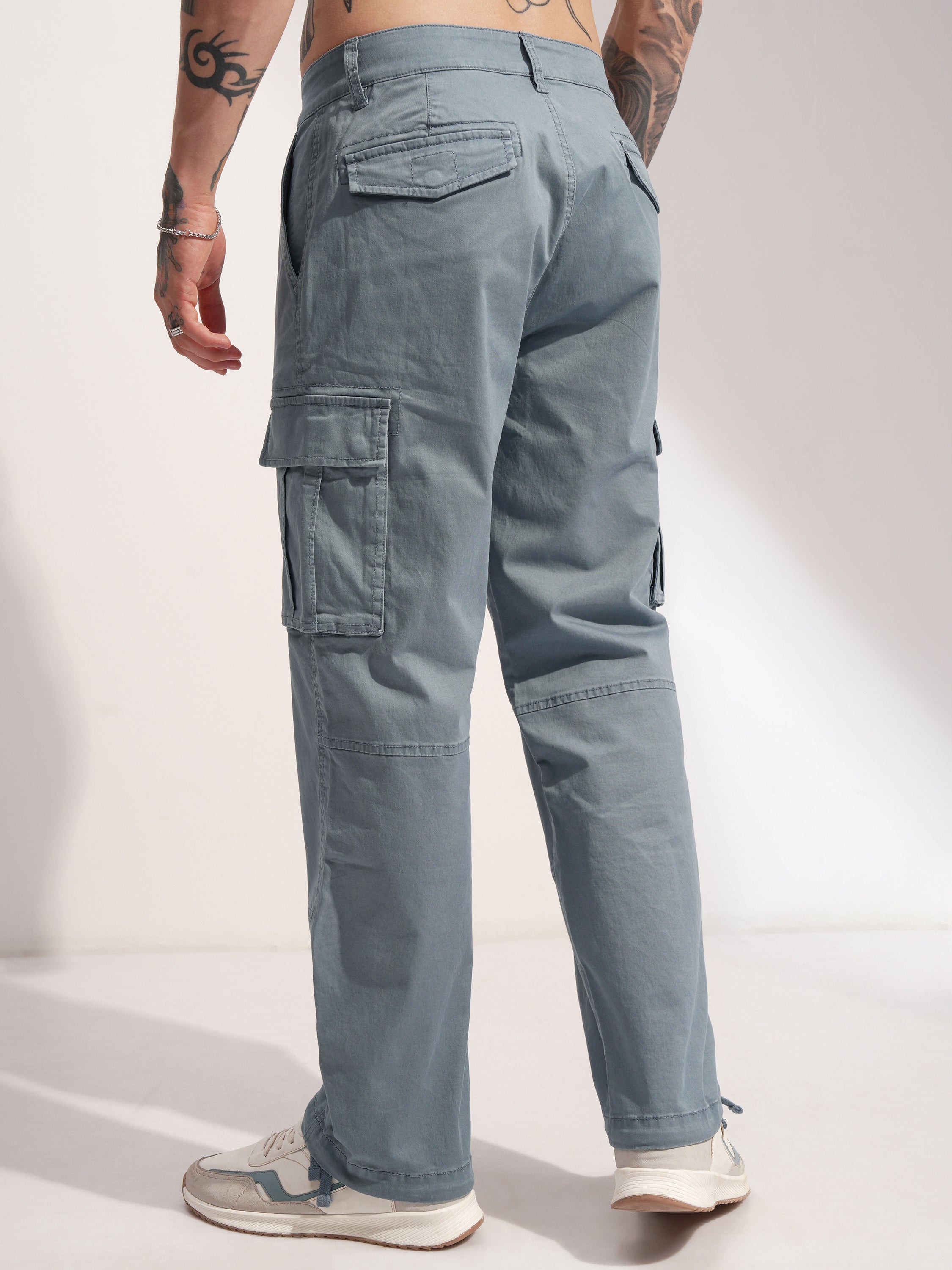Highlander Men Grey Relaxed Fit Solid Cargo - Grey - Image 3