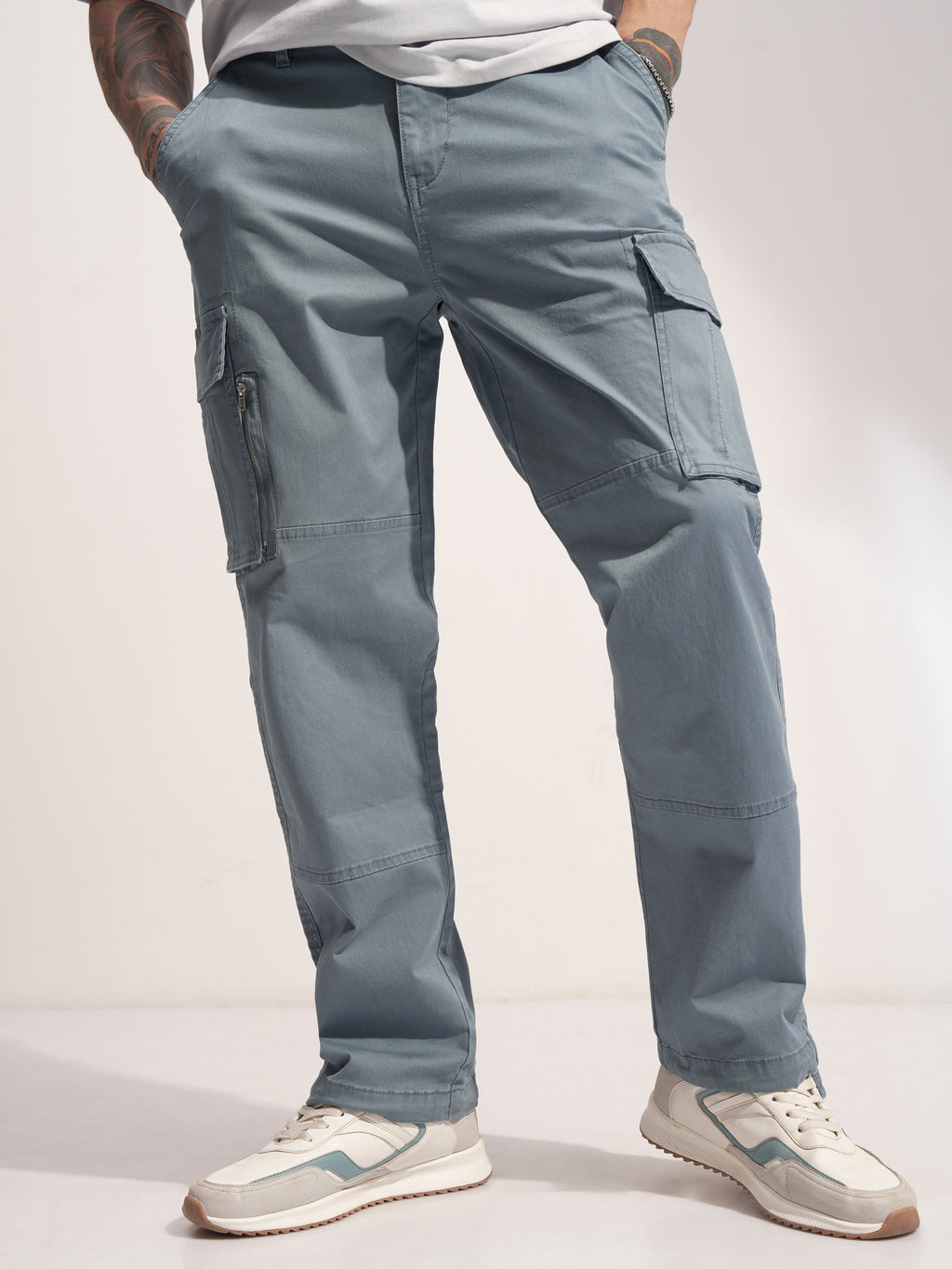 Highlander Men Grey Relaxed Fit Solid Cargo - Grey - Image 6