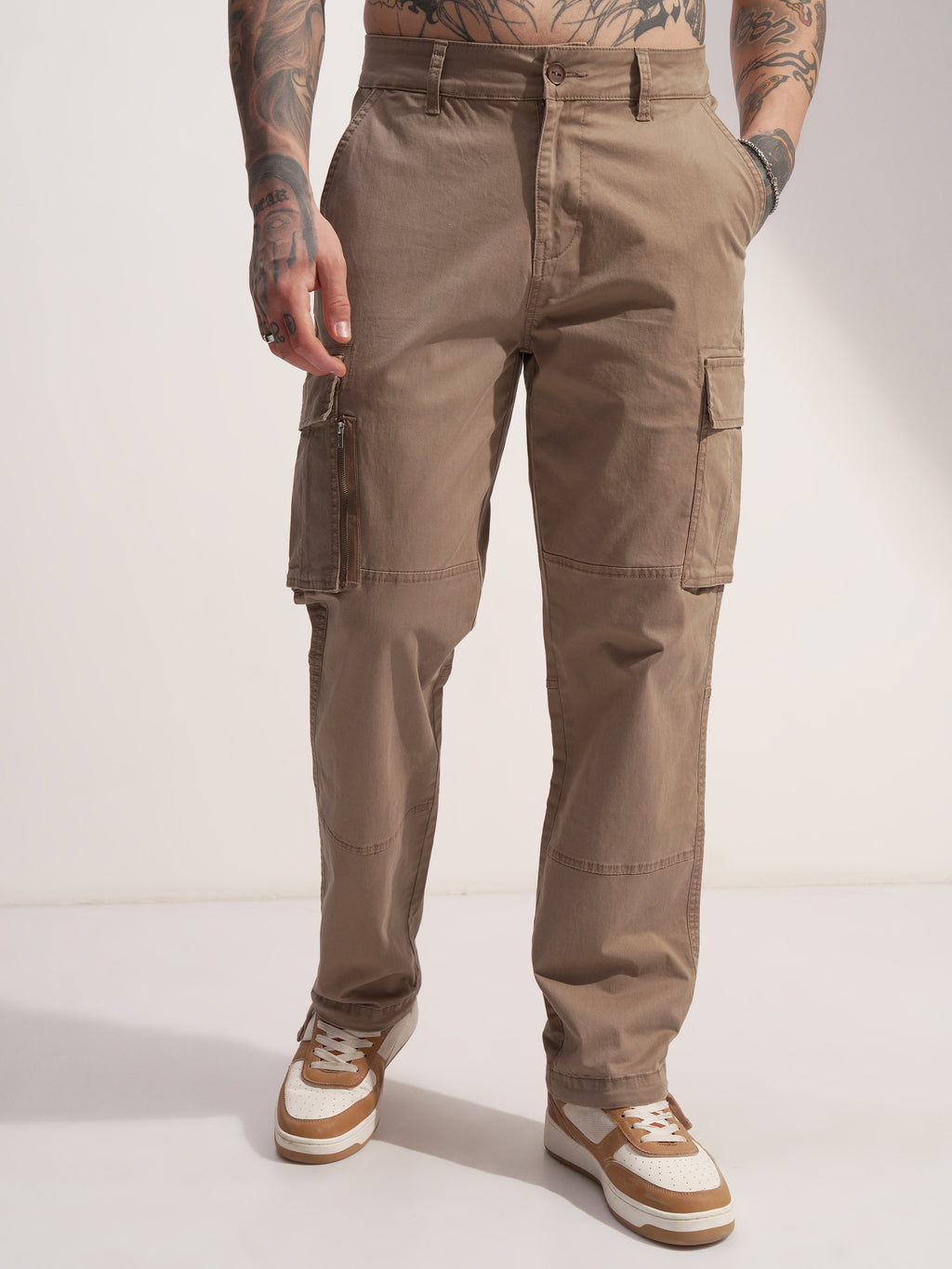 Highlander Men Brown Relaxed Fit Solid Cargo - Brown - Image 6