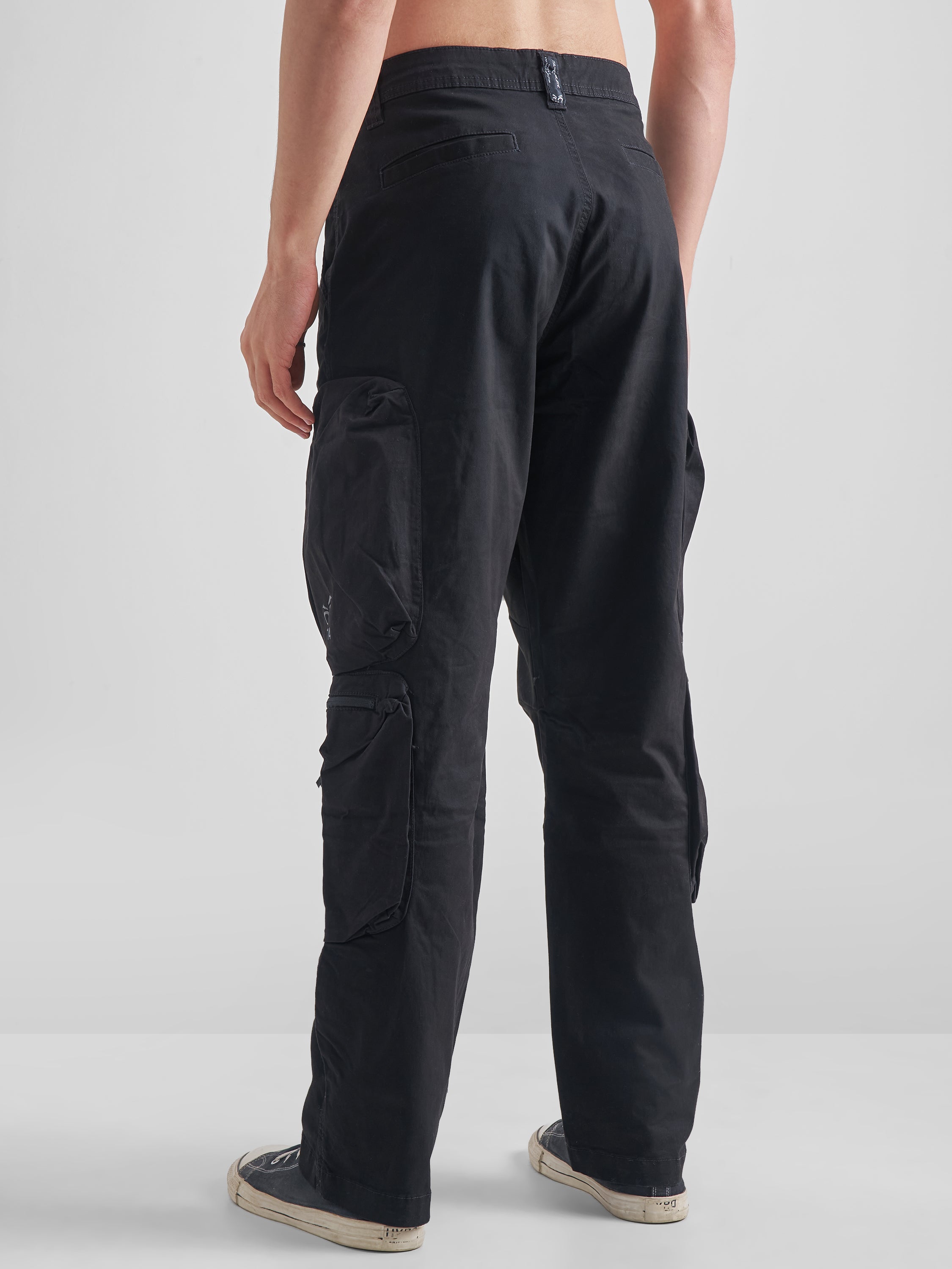 Highlander Men Black Relaxed Fit Solid Cargos - Black - Image 3