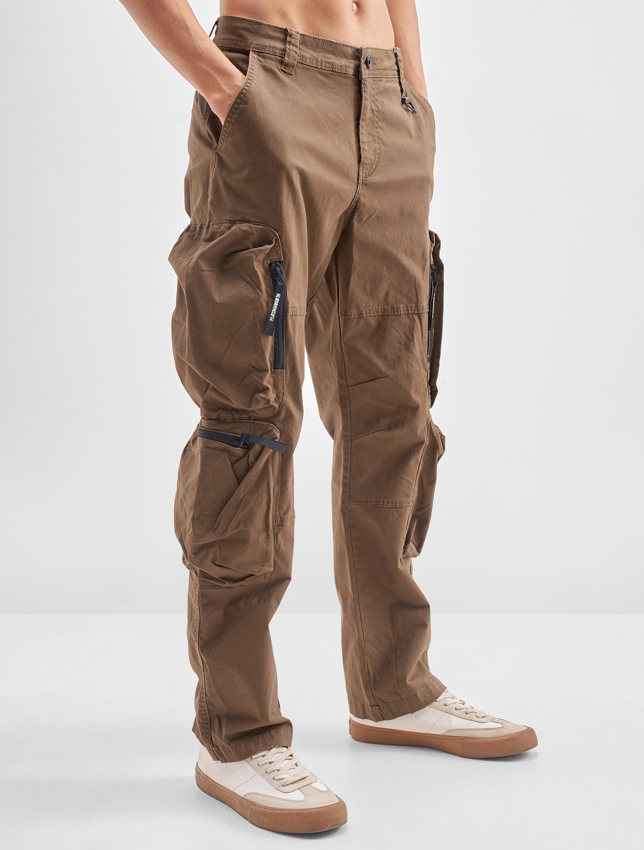 Highlander Men Brown Relaxed Fit Solid Cargos - Brown - Image 6