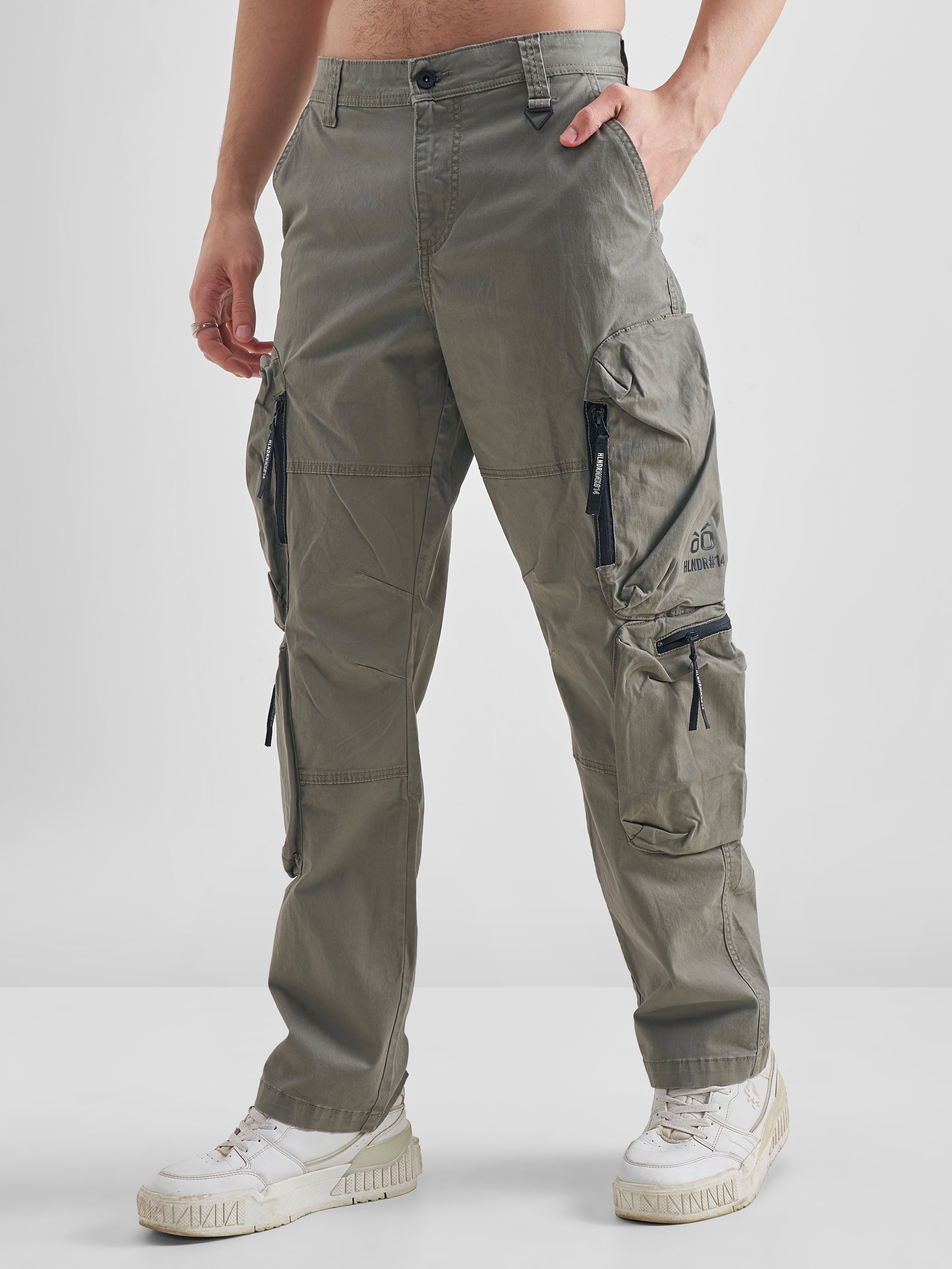 Highlander Men Green Relaxed Fit Solid Cargos - Green - Image 4