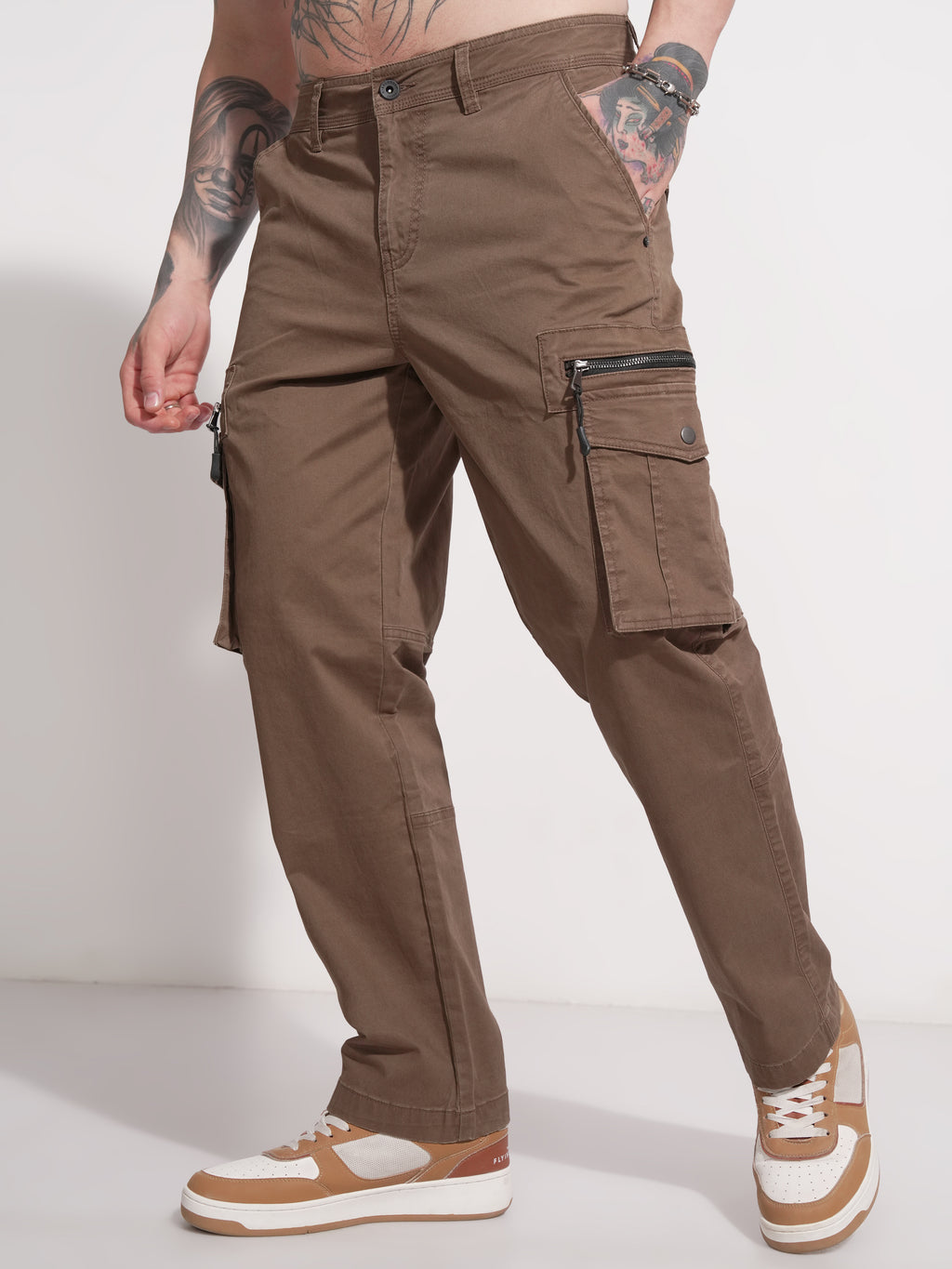 Highlander Men Brown Relaxed Fit Solid Cargo - Brown - Image 1
