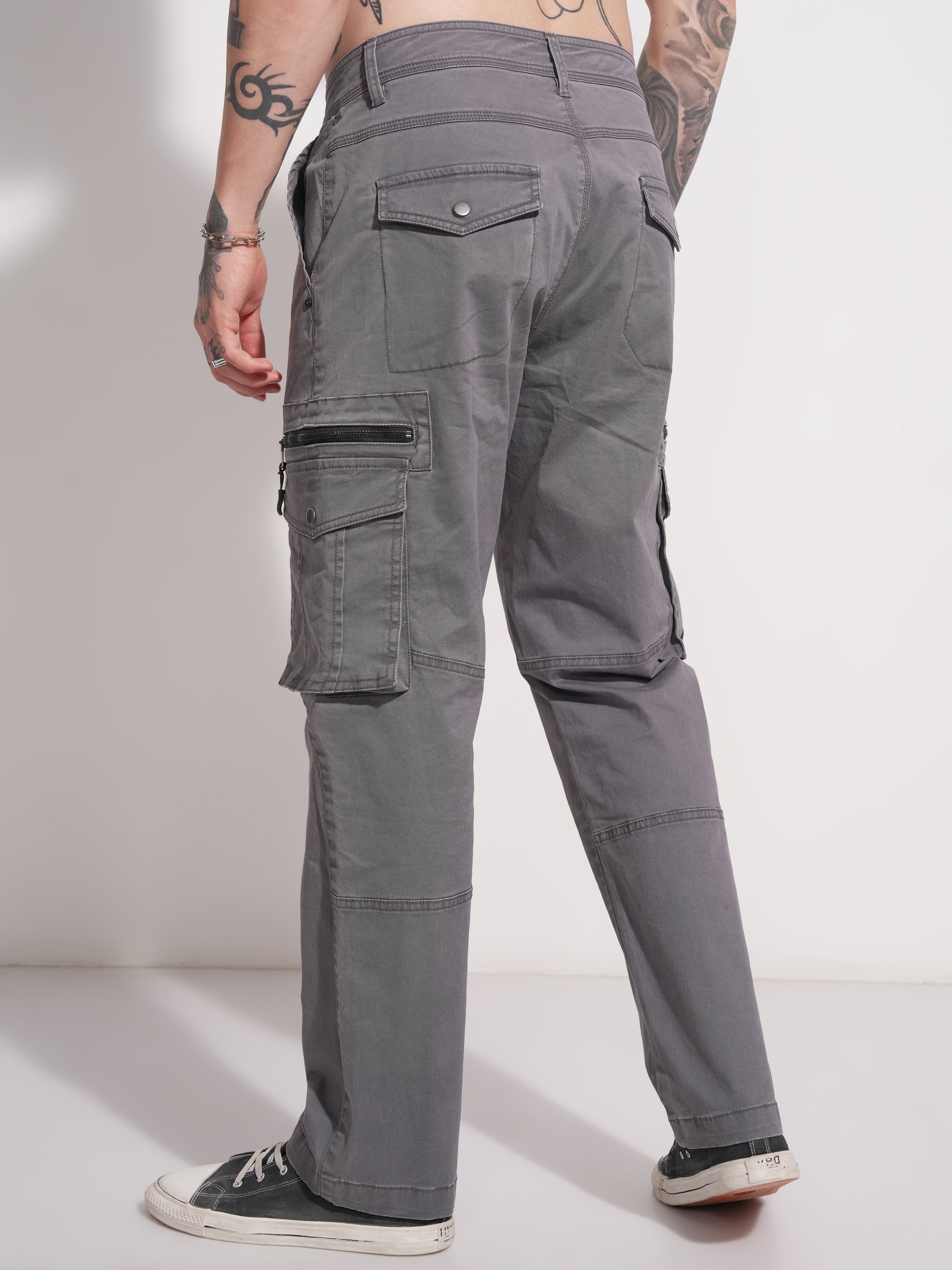 Highlander Men Grey Relaxed Fit Solid Cargo - Grey - Image 3