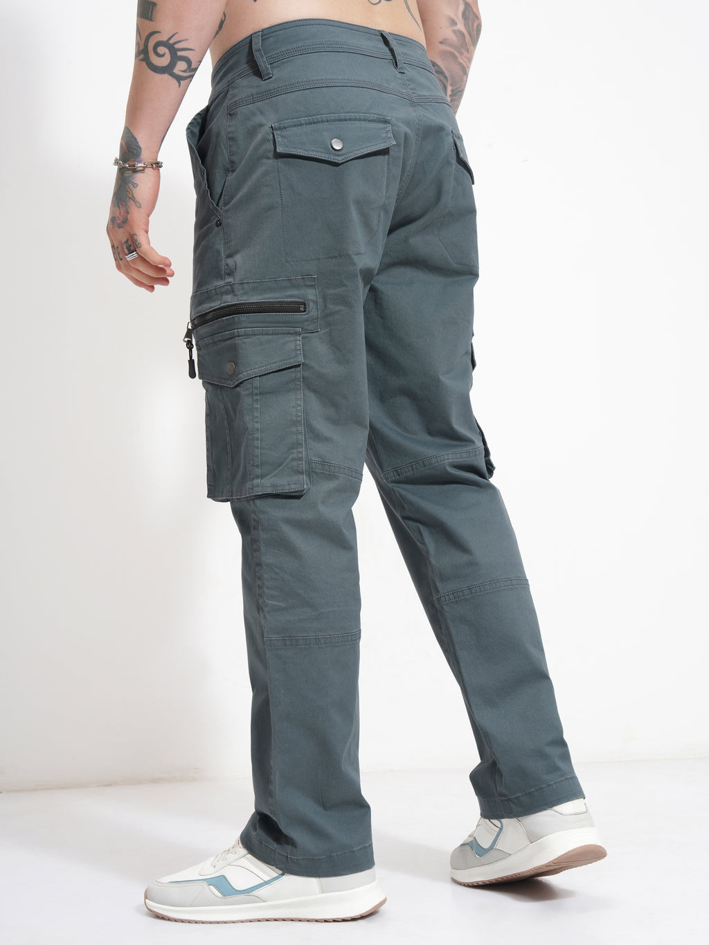 Highlander Men Grey Relaxed Fit SOlid Cargo - Grey - Image 3