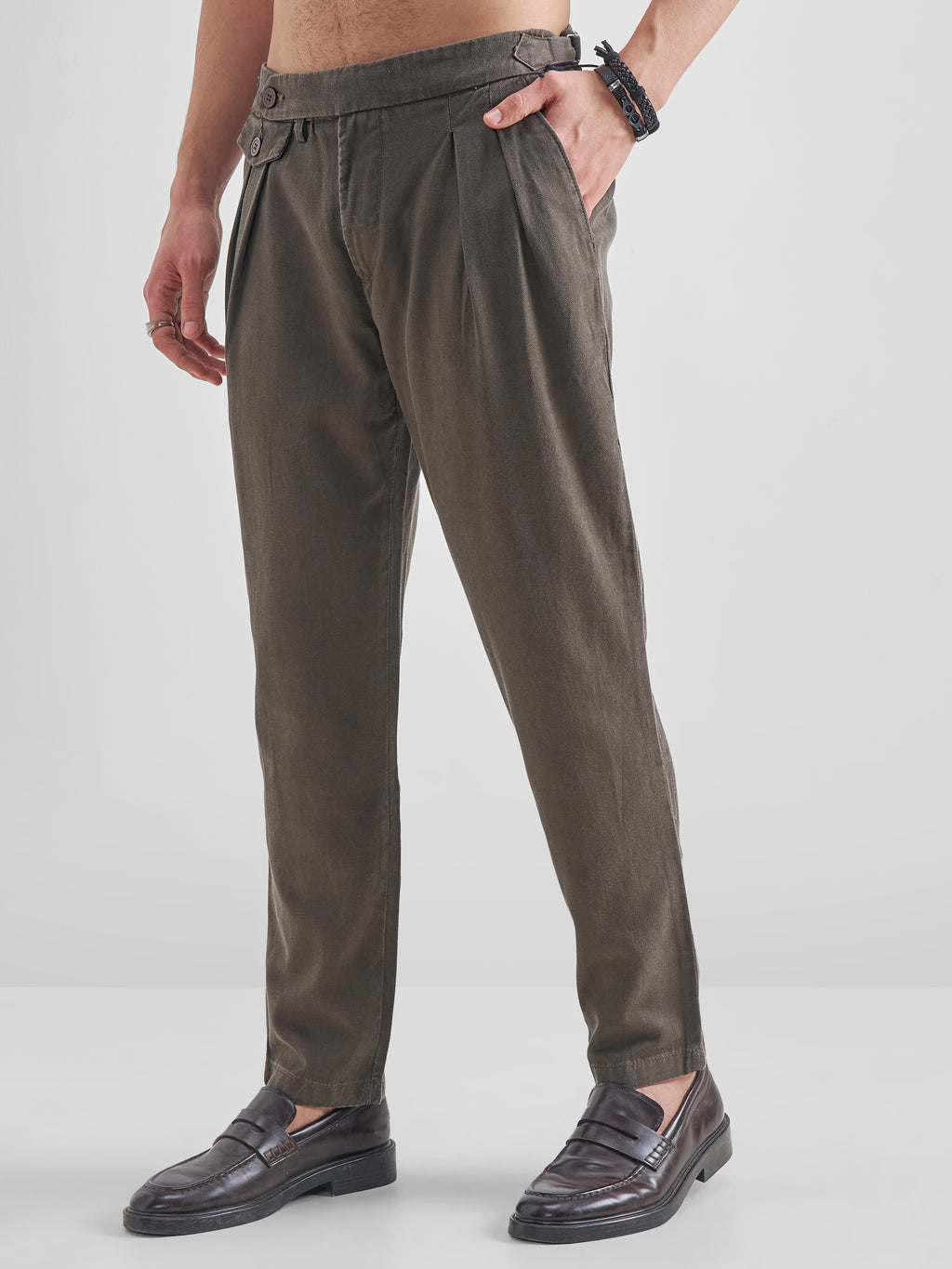 Highlander Men Olive Regular Fit Solid Trouser - Olive - Image 4