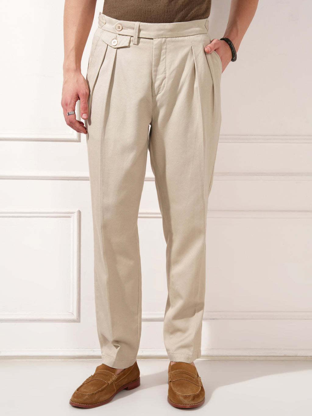 Highlander Men Grey Relaxed Fit Solid Casual Trouser - Grey - Image 1