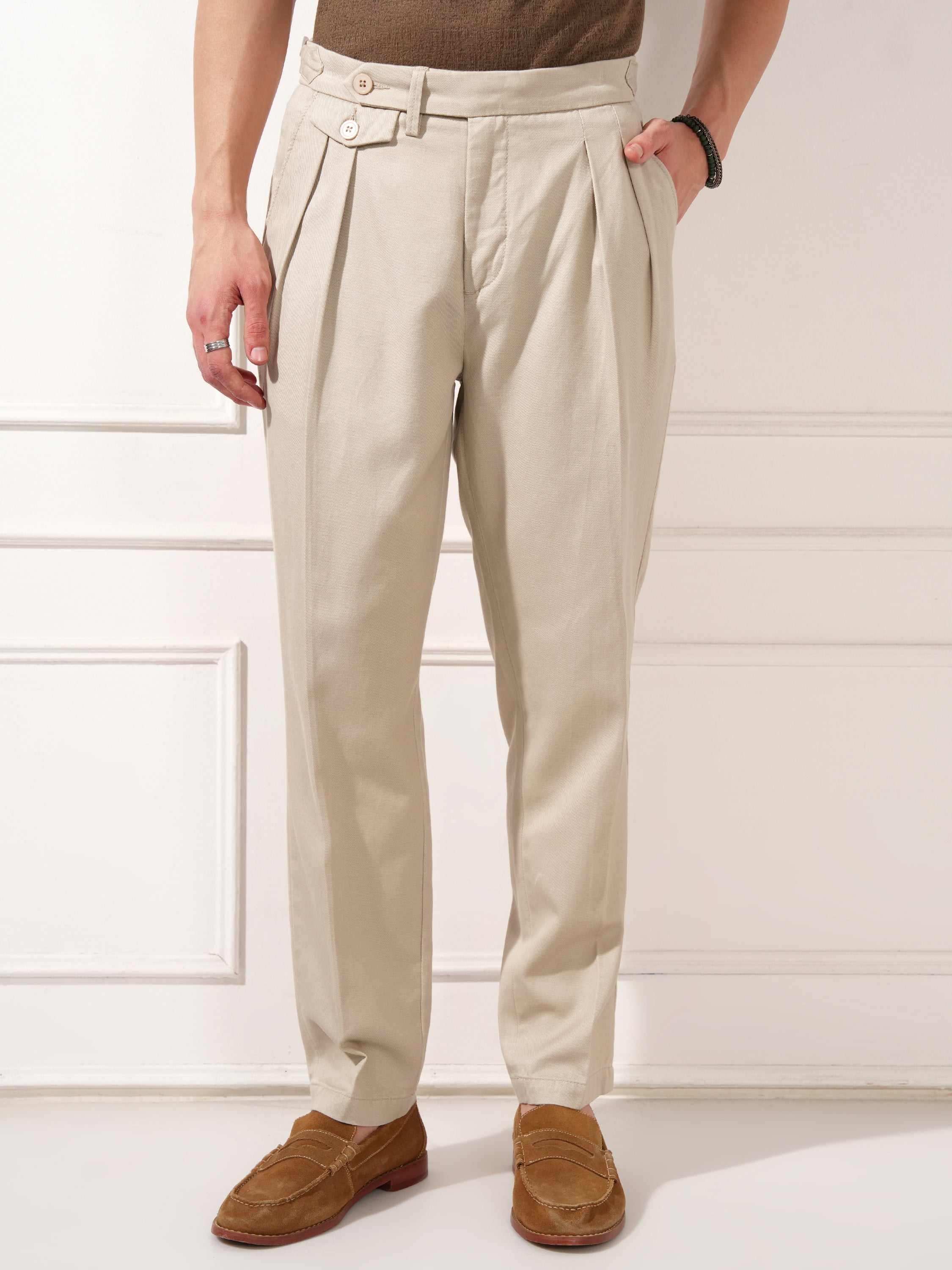 Highlander Men Grey Relaxed Fit Solid Casual Trouser - Grey - Image 1
