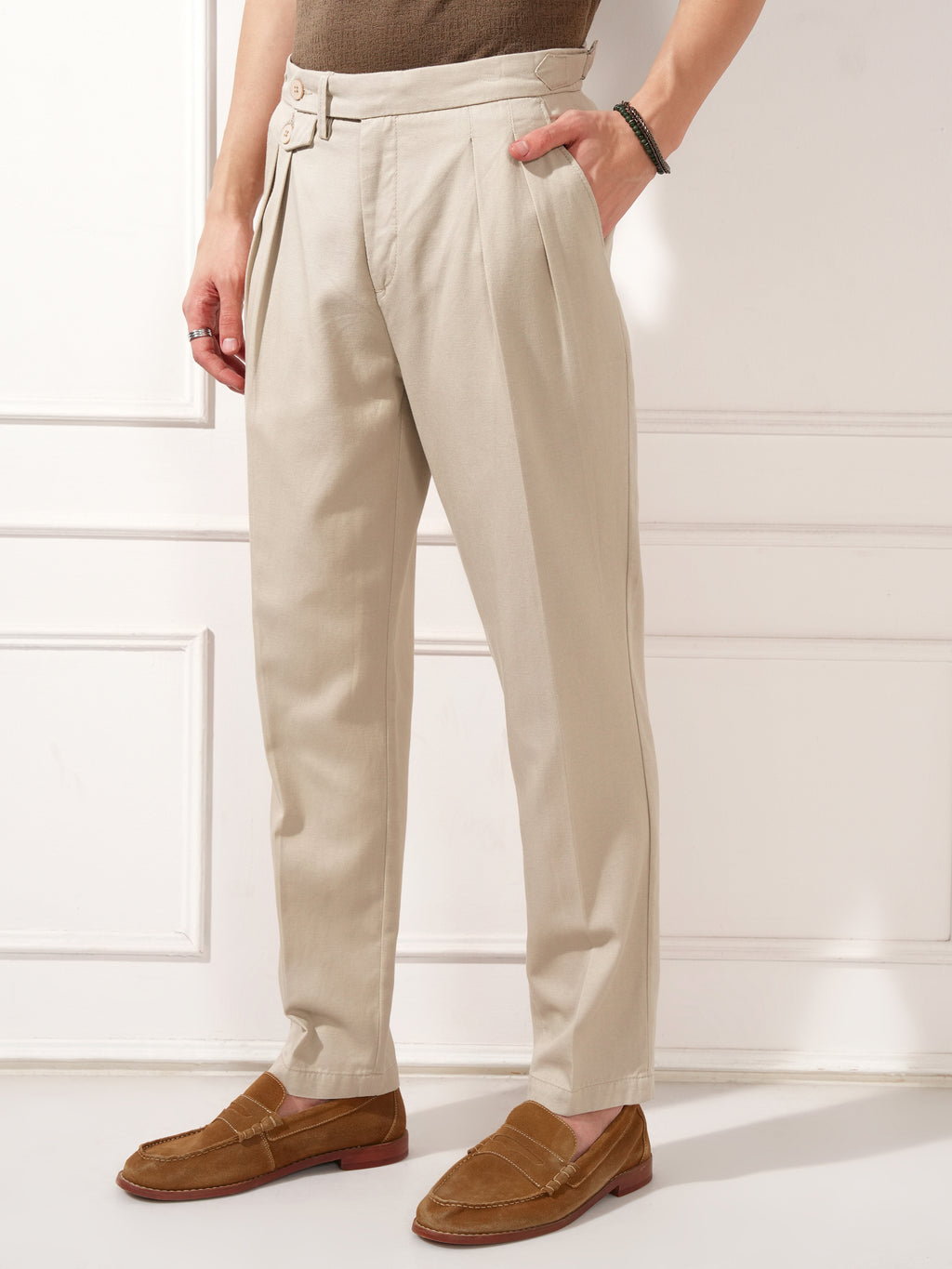 Highlander Men Grey Relaxed Fit Solid Casual Trouser - Grey - Image 4