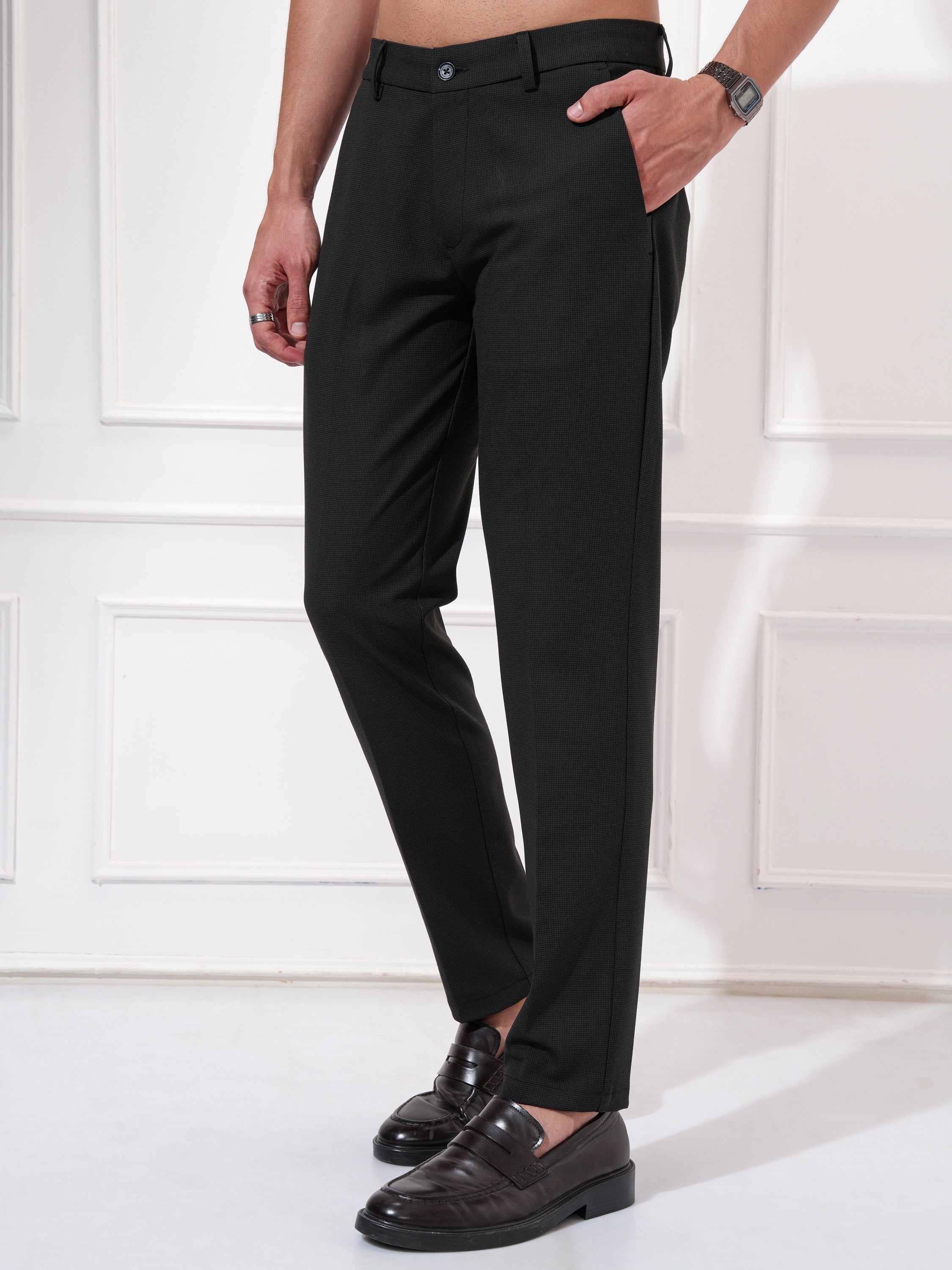 Highlander Men Black Slim Fit Solid Casual Trouser - Black - Image 4