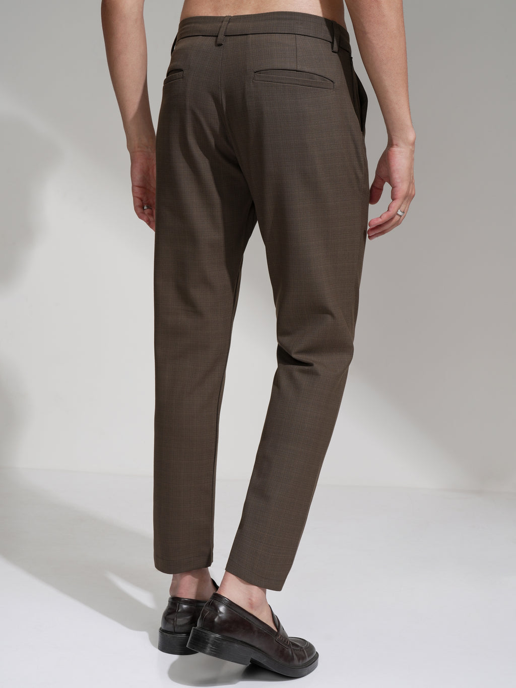 Highlander Men Brown Slim Fit Solid Casual Trouser - Brown - Image 3