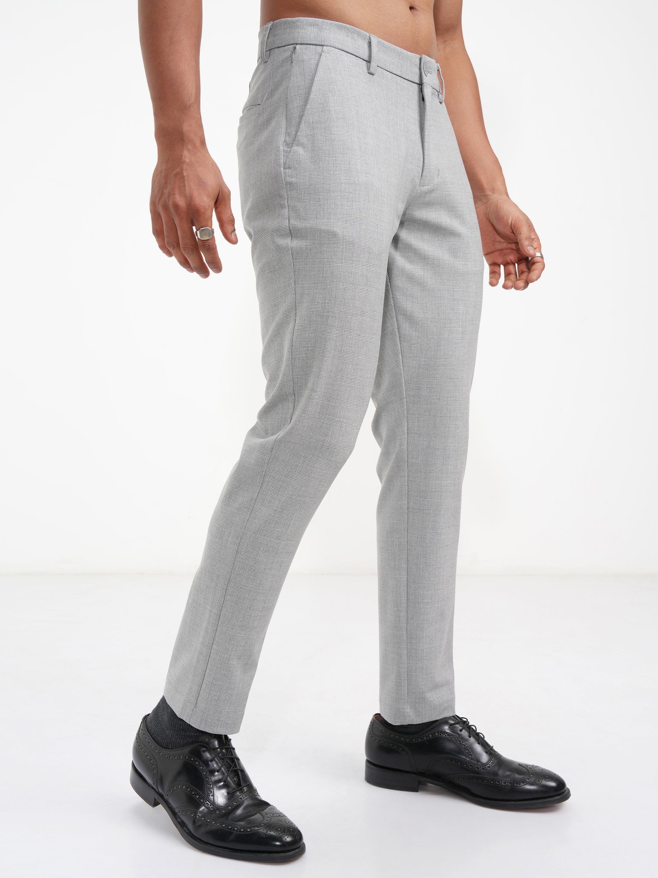 Highlander Men Grey Slim Fit Checked Casual Trouser - Grey - Image 6