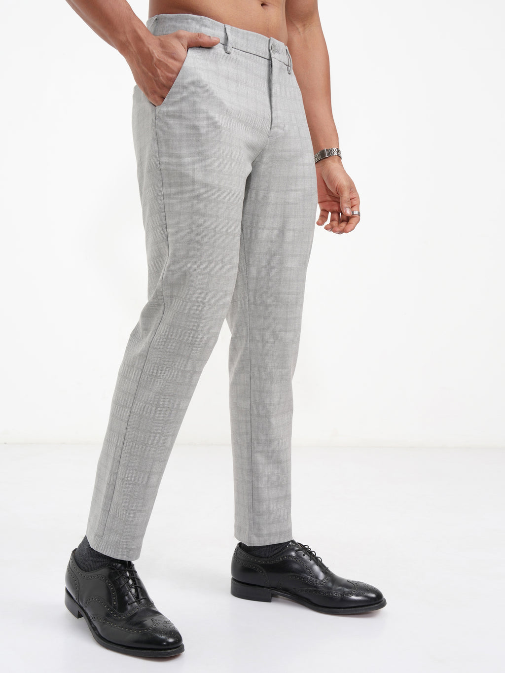 Highlander Men Grey Slim Fit Checked Casual Trouser - Grey - Image 6