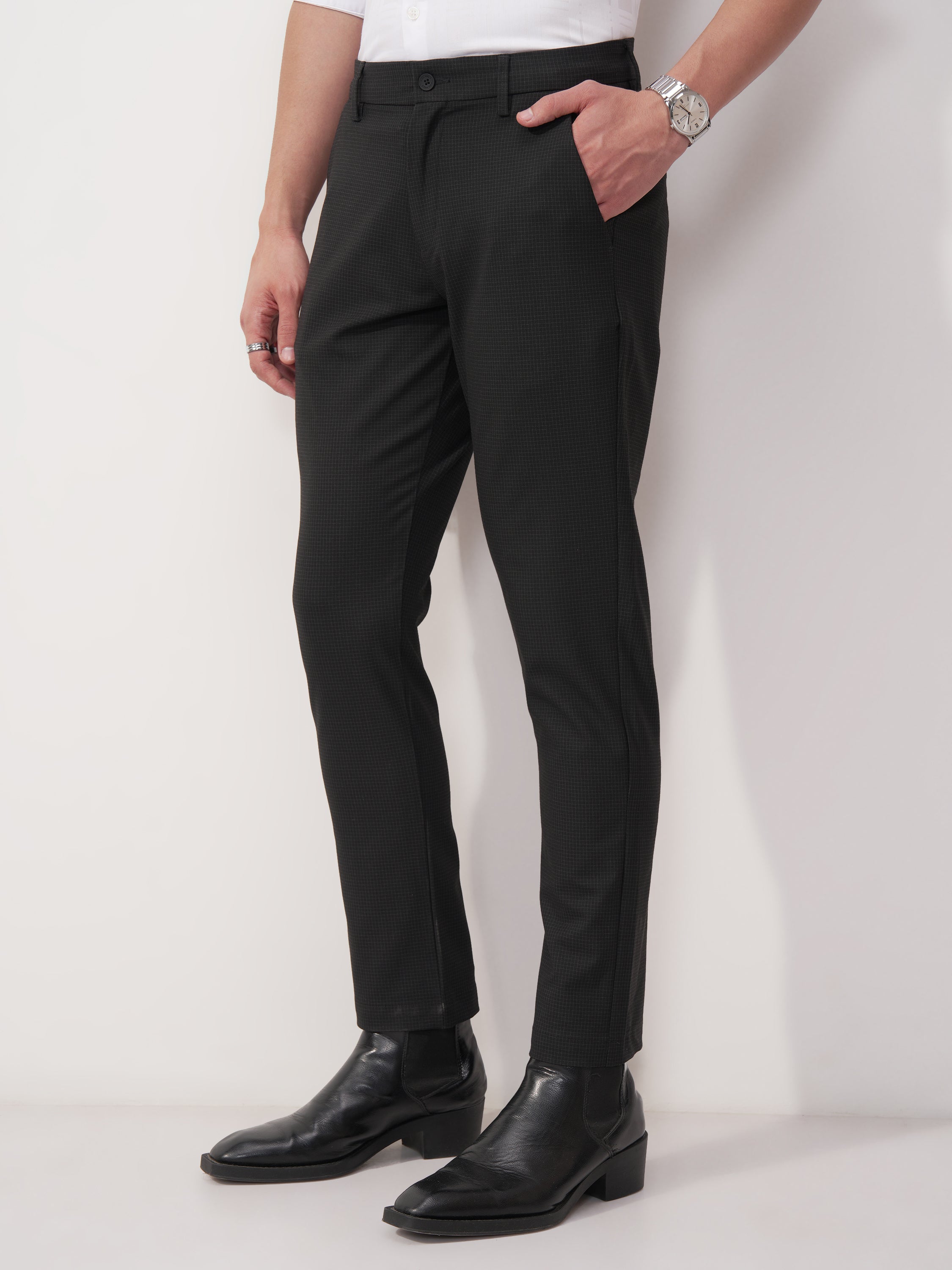 Highlander Men Black Slim Fit Solid Formal Trouser - Black - Image 4