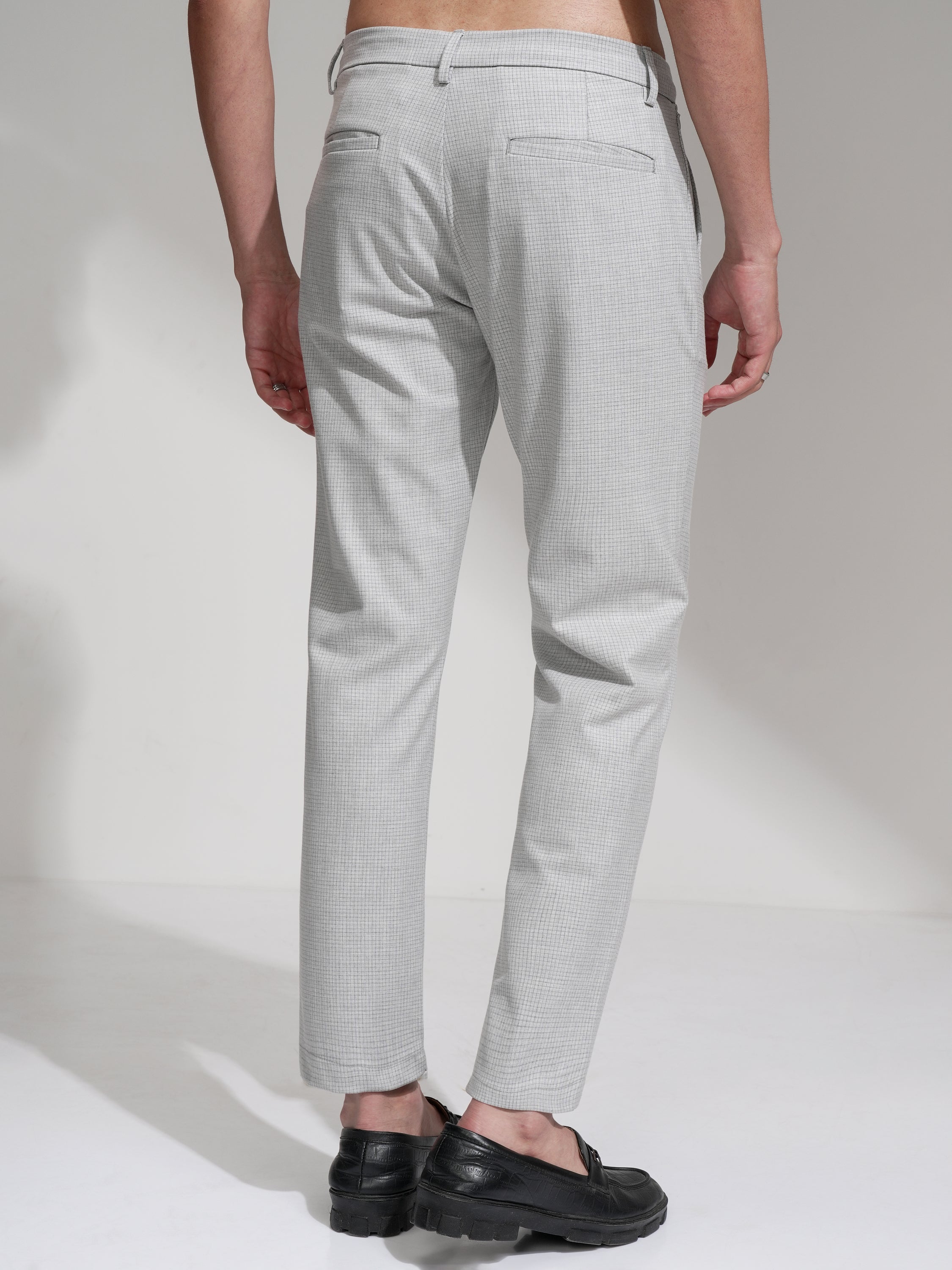 Highlander Men Grey Slim Fit Checked Casual Trouser - Grey - Image 3