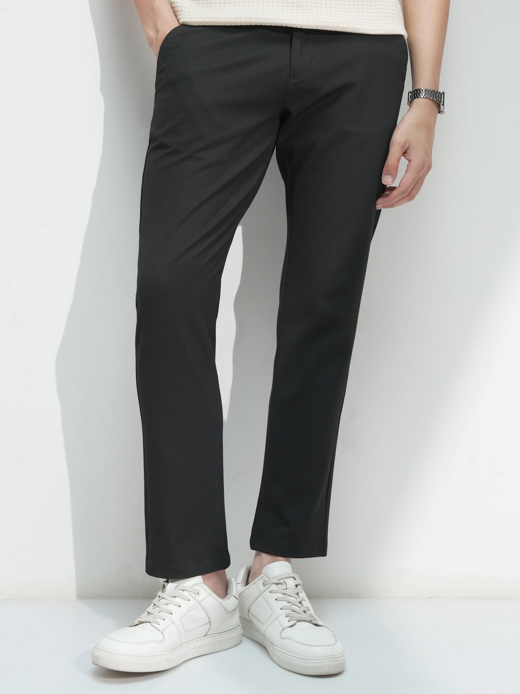 Highlander Men Black Slim Fit Solid Casual Trouser - Black - Image 1