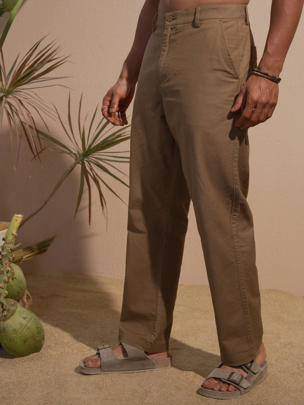 Highlander Men Brown Relaxed Fit Solid Casual Trouser - Brown - Image 4