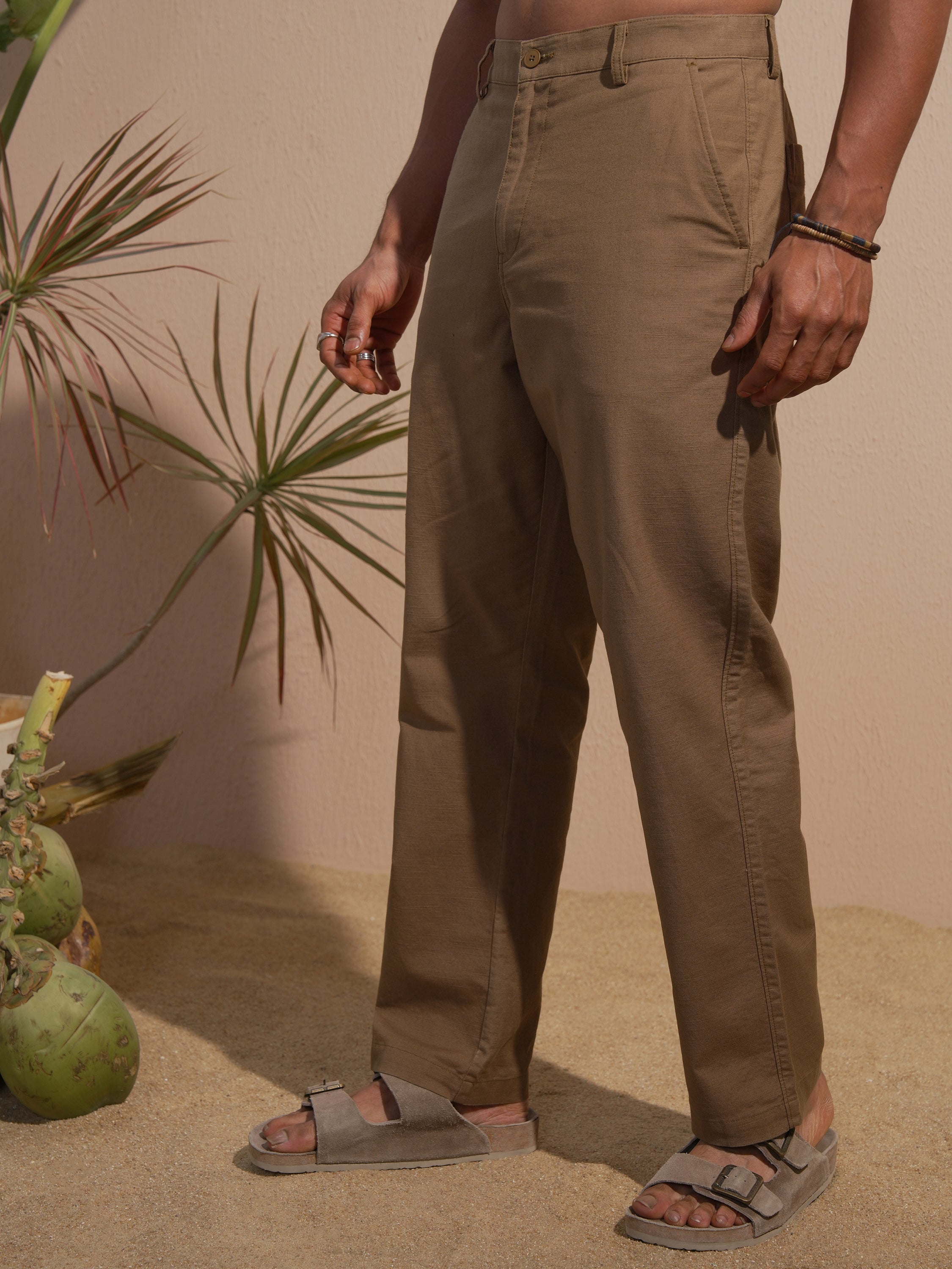 Highlander Men Brown Relaxed Fit Solid Casual Trouser - Brown - Image 4