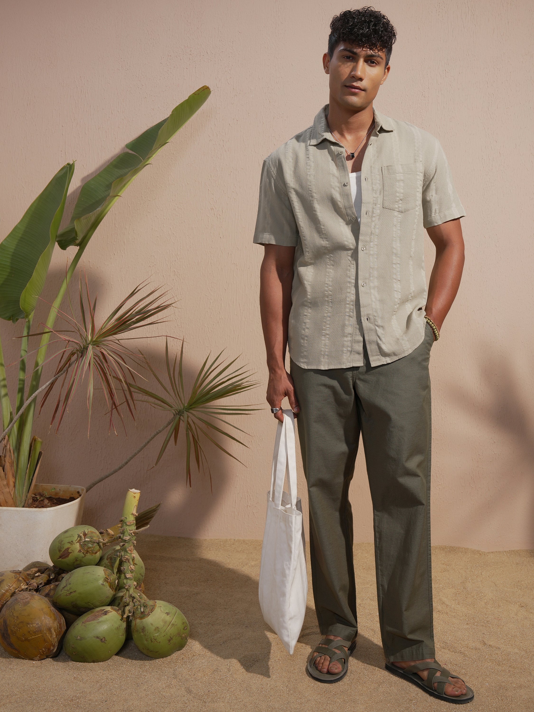 Highlander Men Olive Relaxed Fit Solid Casual Trouser - Olive - Image 2
