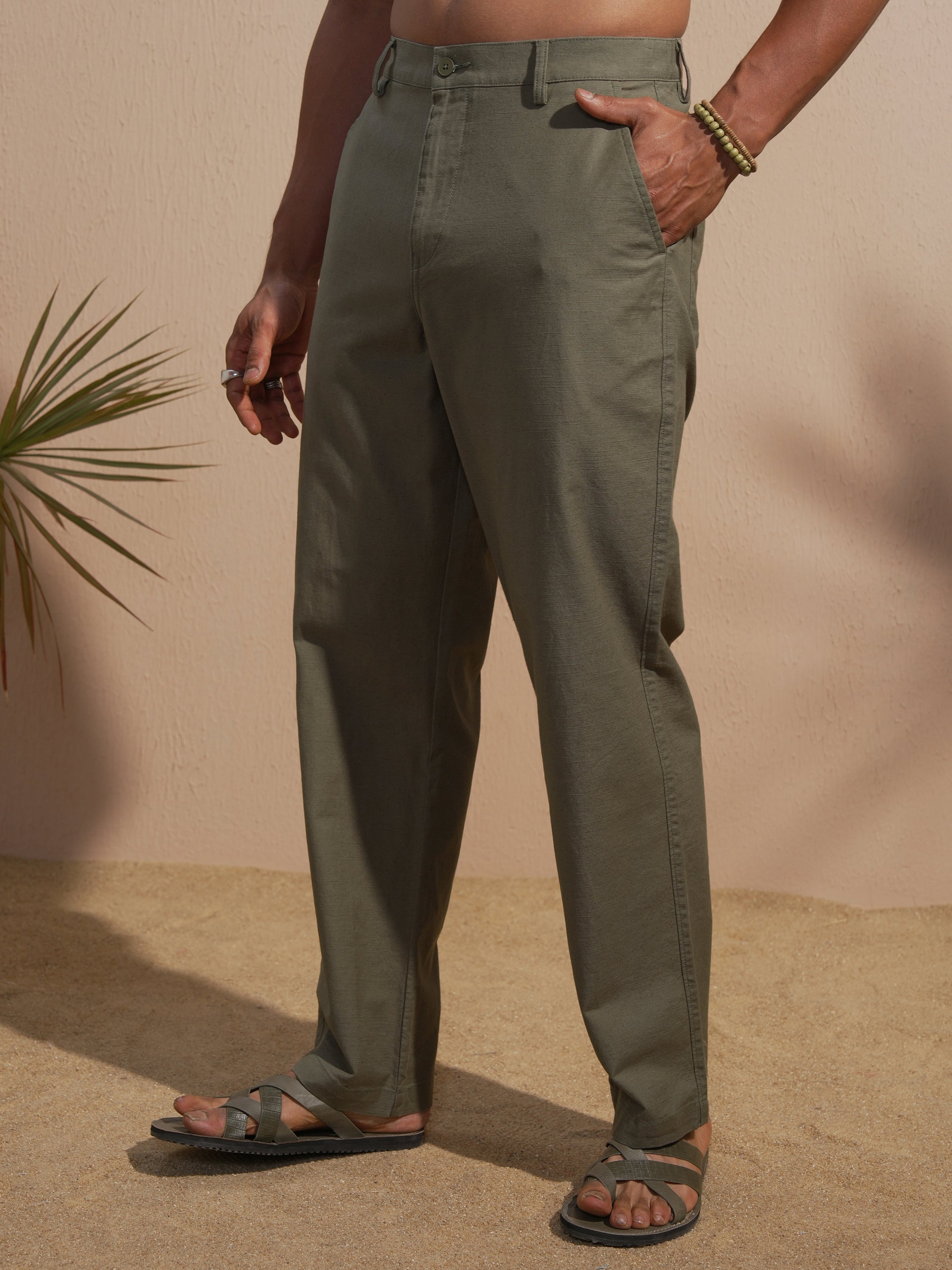 Highlander Men Olive Relaxed Fit Solid Casual Trouser - Olive - Image 4