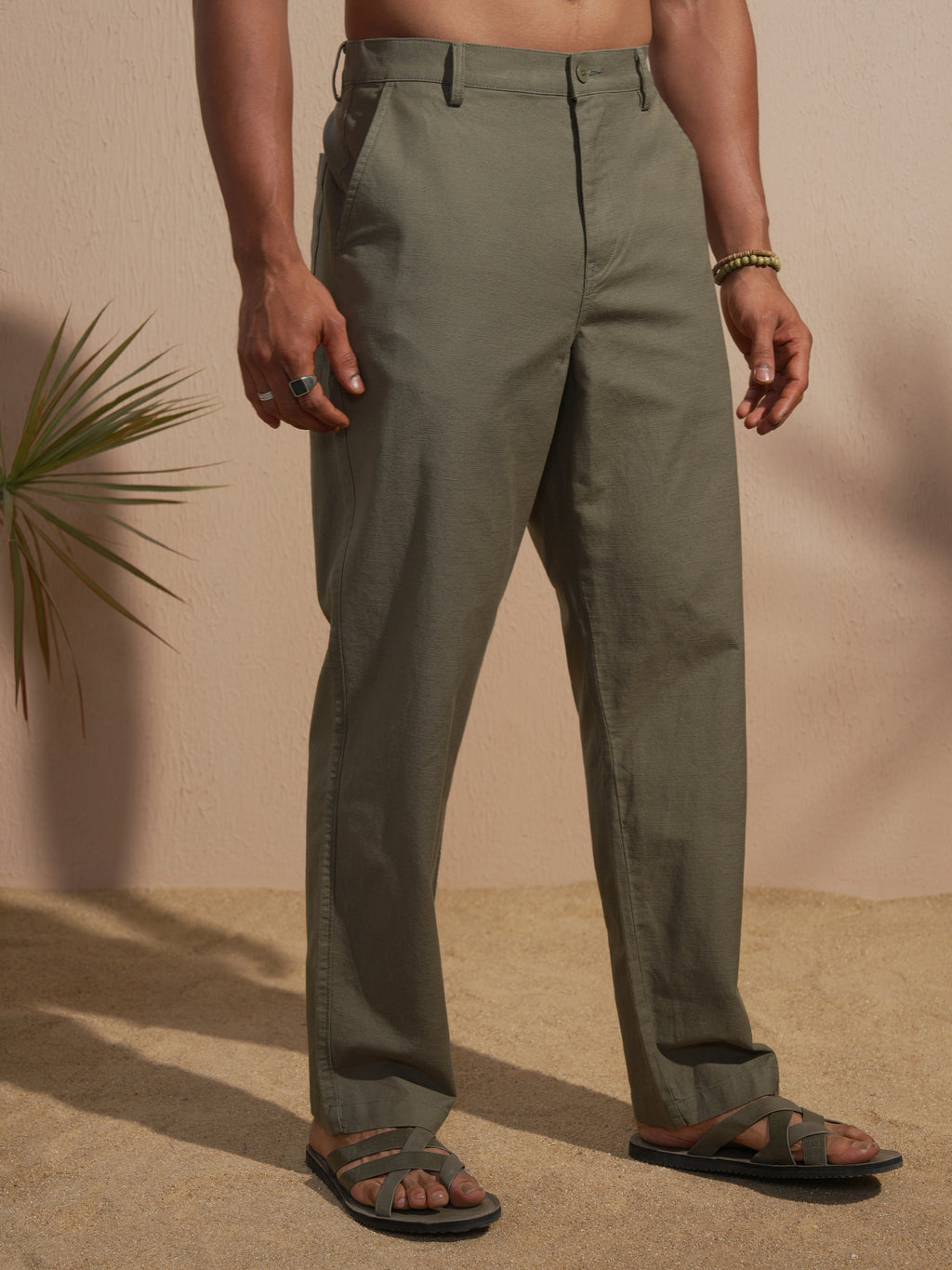 Highlander Men Olive Relaxed Fit Solid Casual Trouser - Olive - Image 6