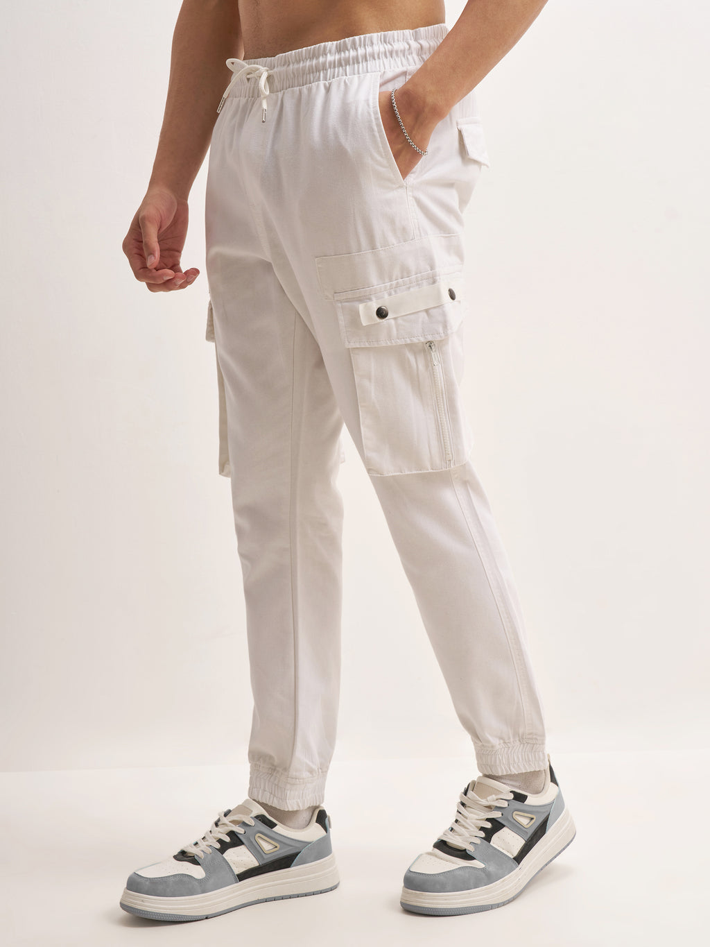 Highlander Men White Relaxed Fit Solid Cargos - White - Image 4