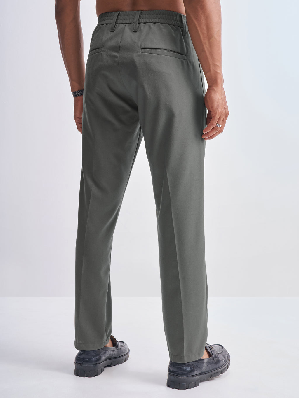 Highlander Men Grey Relaxed Fit Solid Formal Trouser - Grey - Image 3