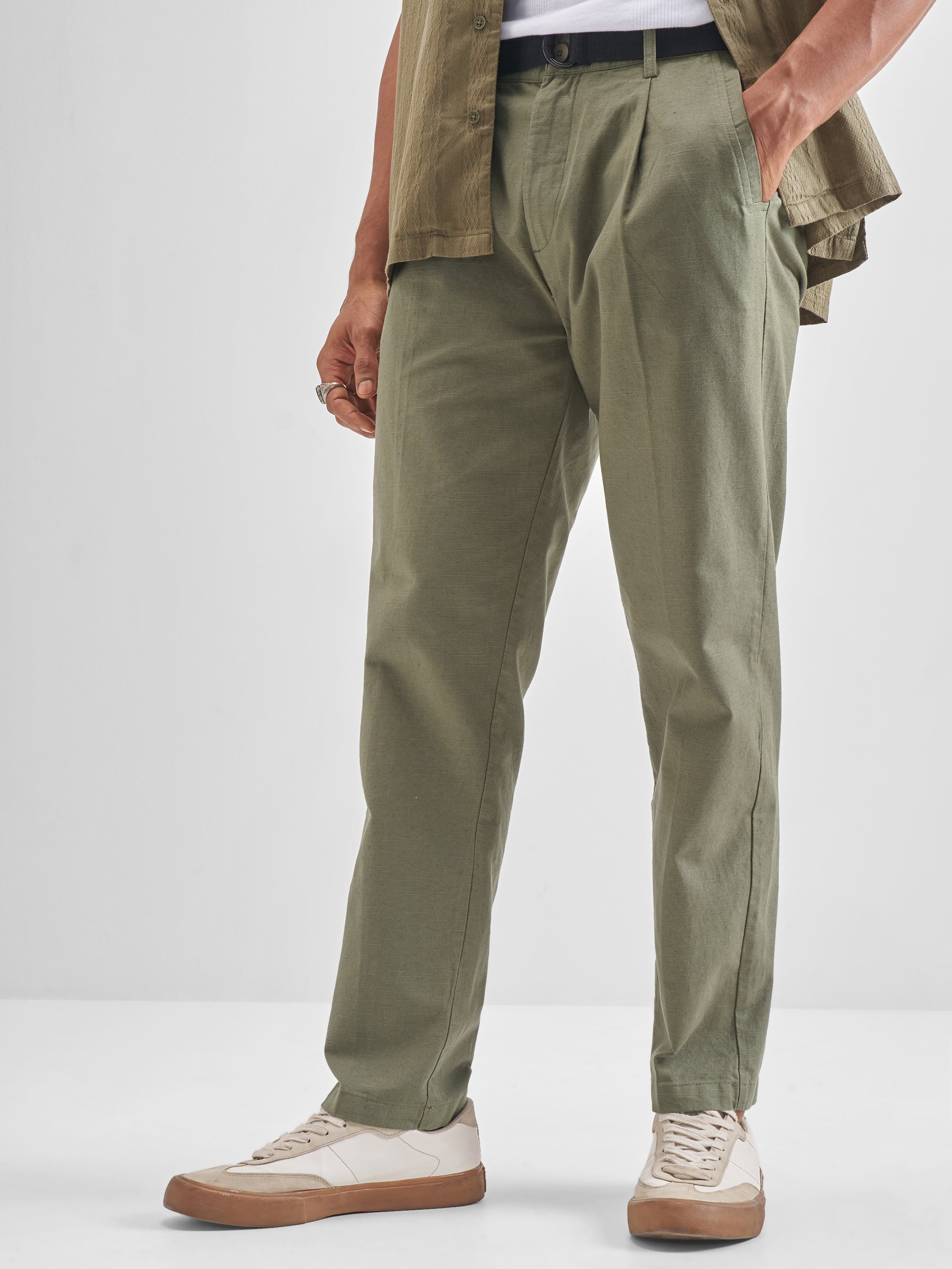 Highlander Men Green Relaxed Fit Solid Regular Trouser - Green - Image 4