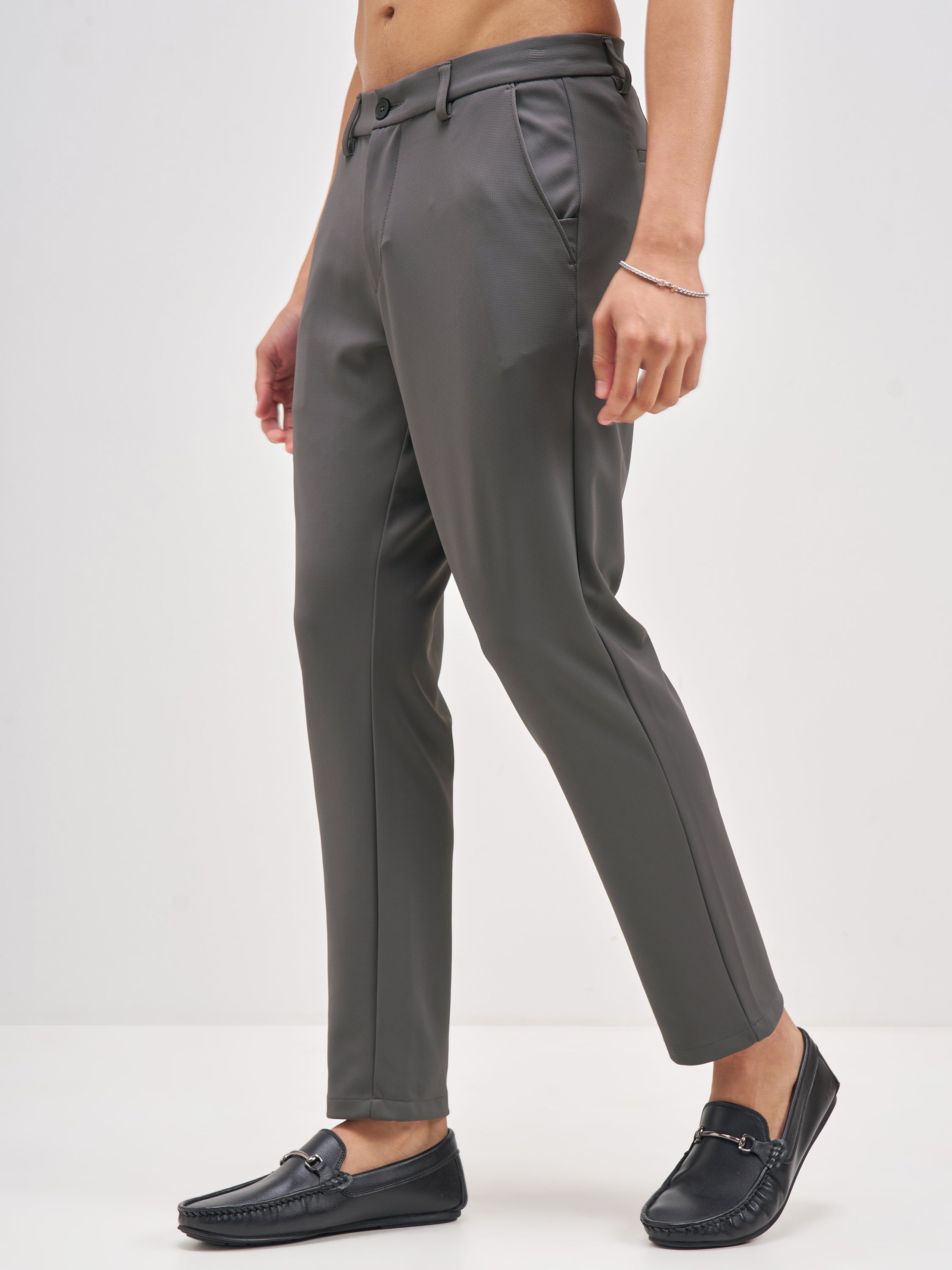 Highlander Men Charcoal Slim Fit Solid Chinos - Charcoal - Image 4