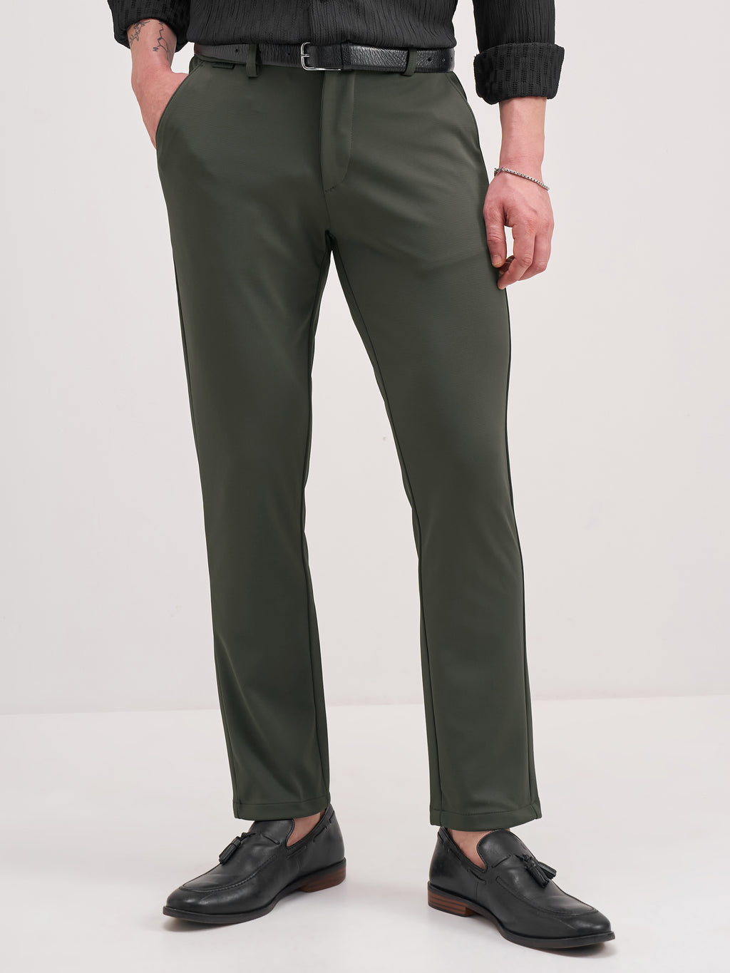 Highlander Men Green Slim Fit Solid Formal Trouser - Green - Image 1